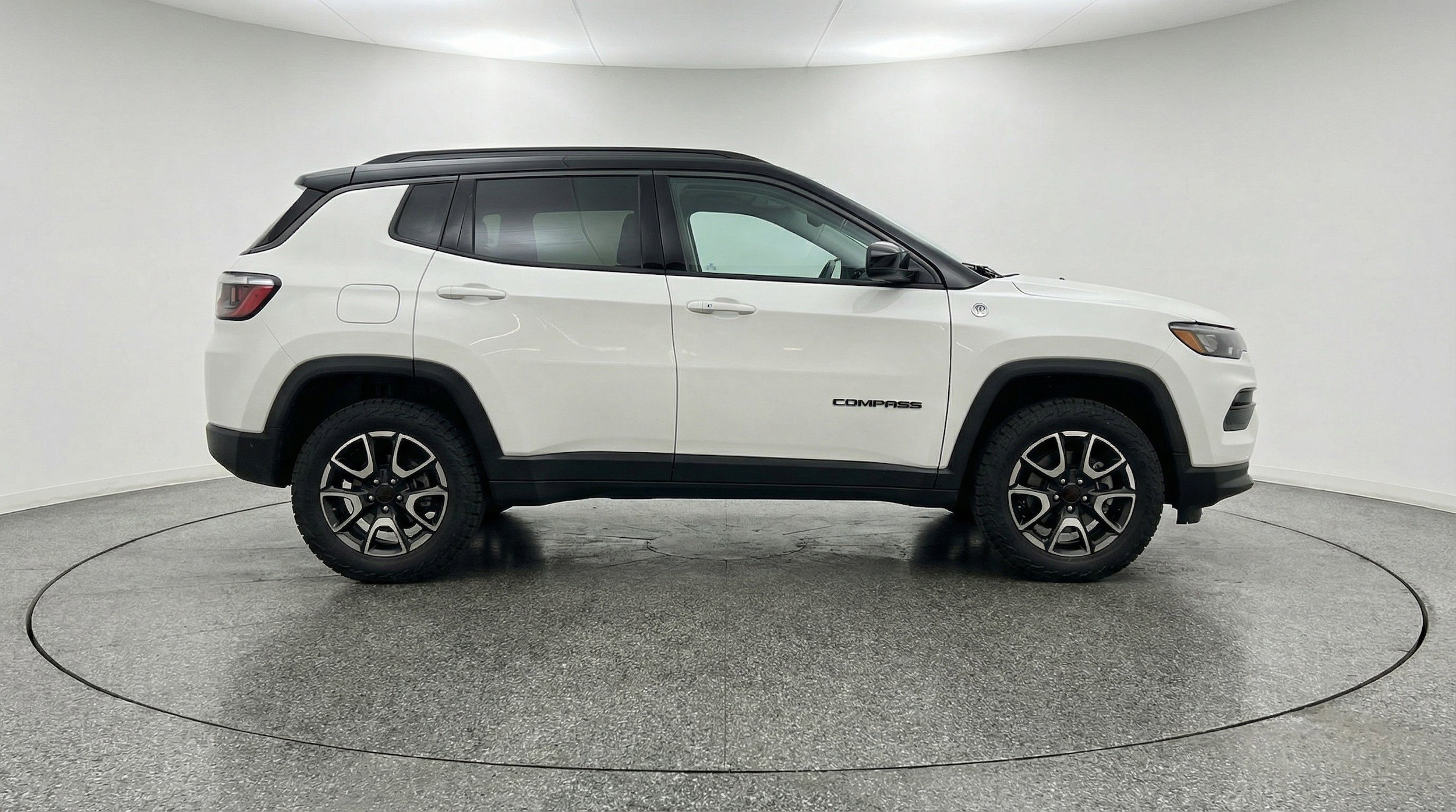 Thumbnail: 2025 Jeep Compass - 11