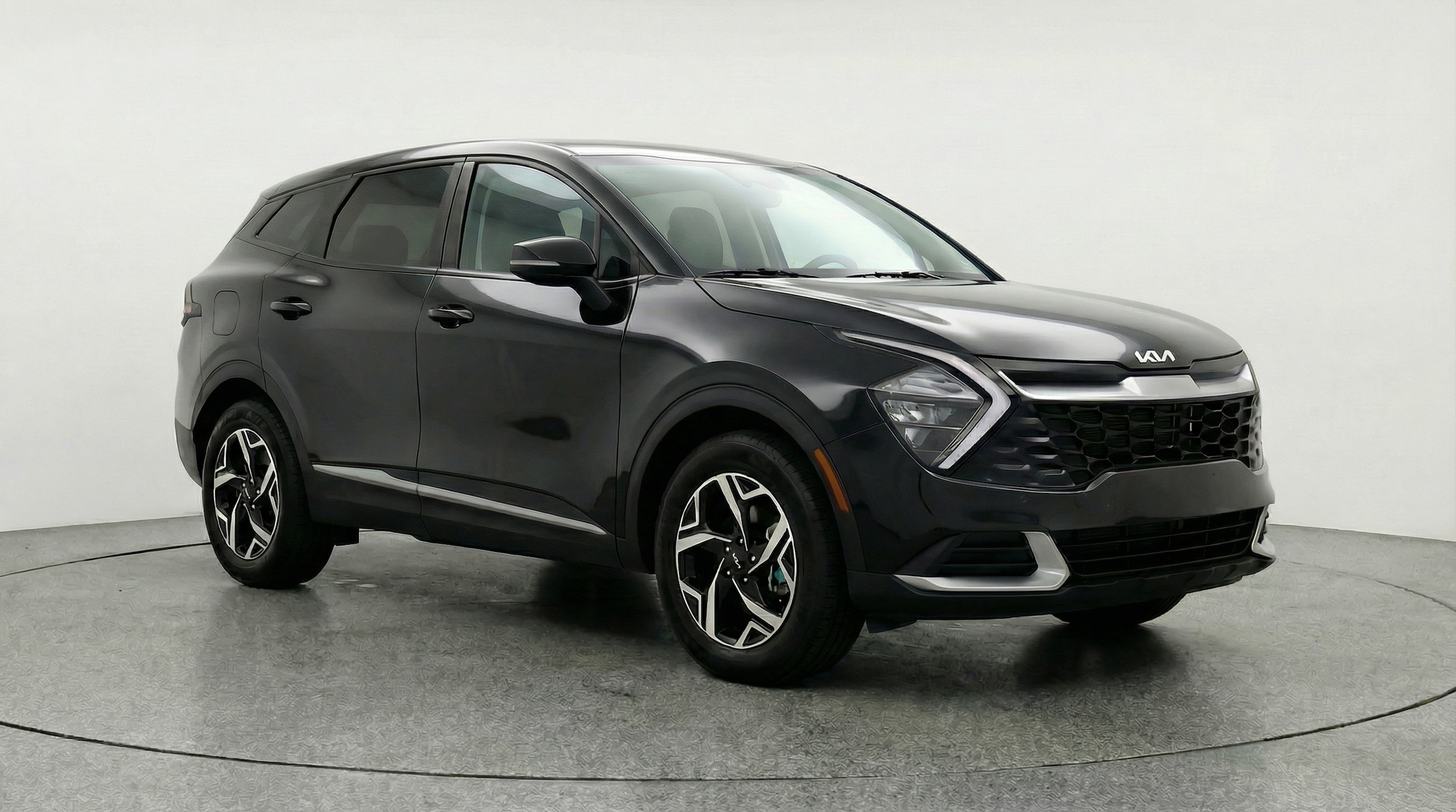 Thumbnail: 2025 Kia Sportage - 1