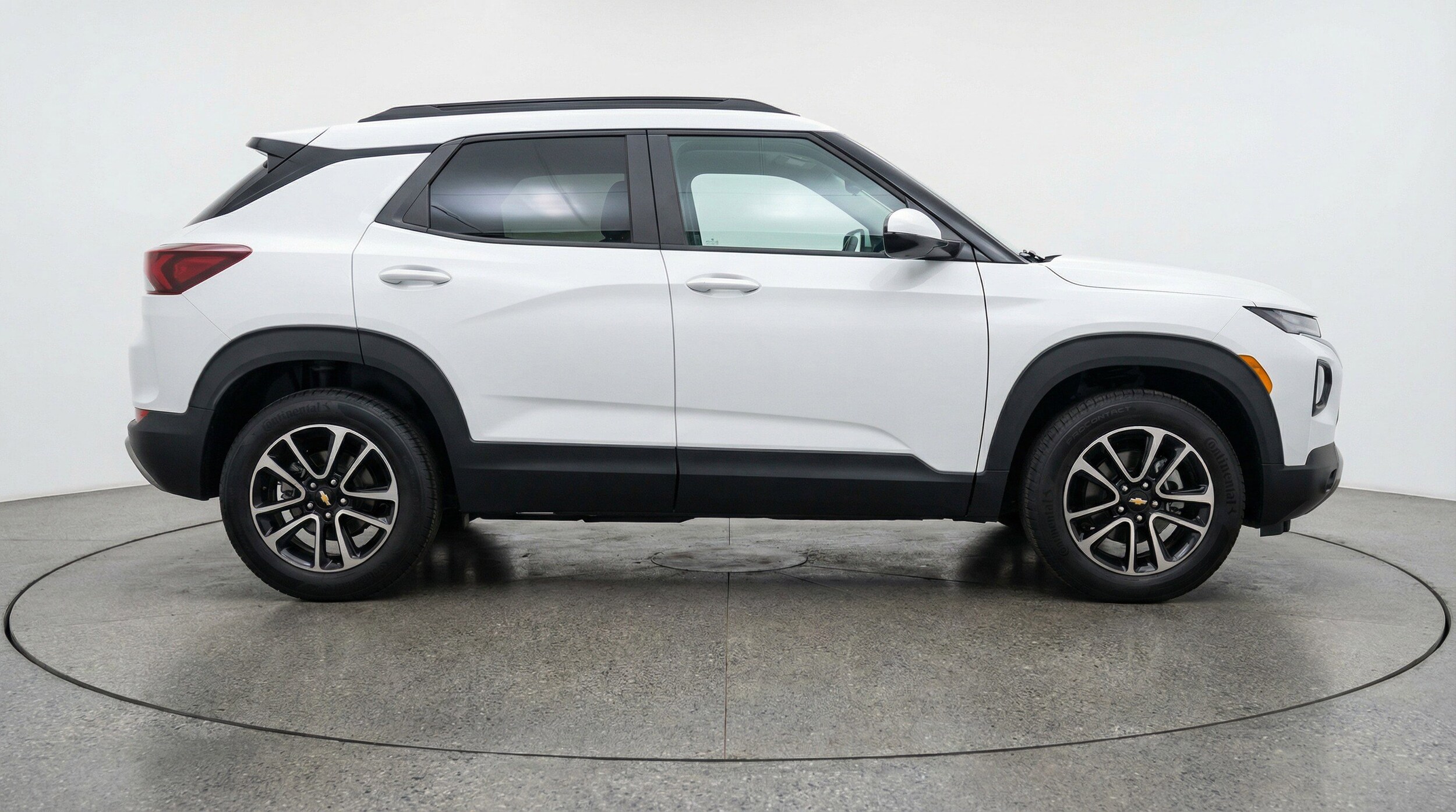 Thumbnail: 2025 Chevrolet TrailBlazer - 11
