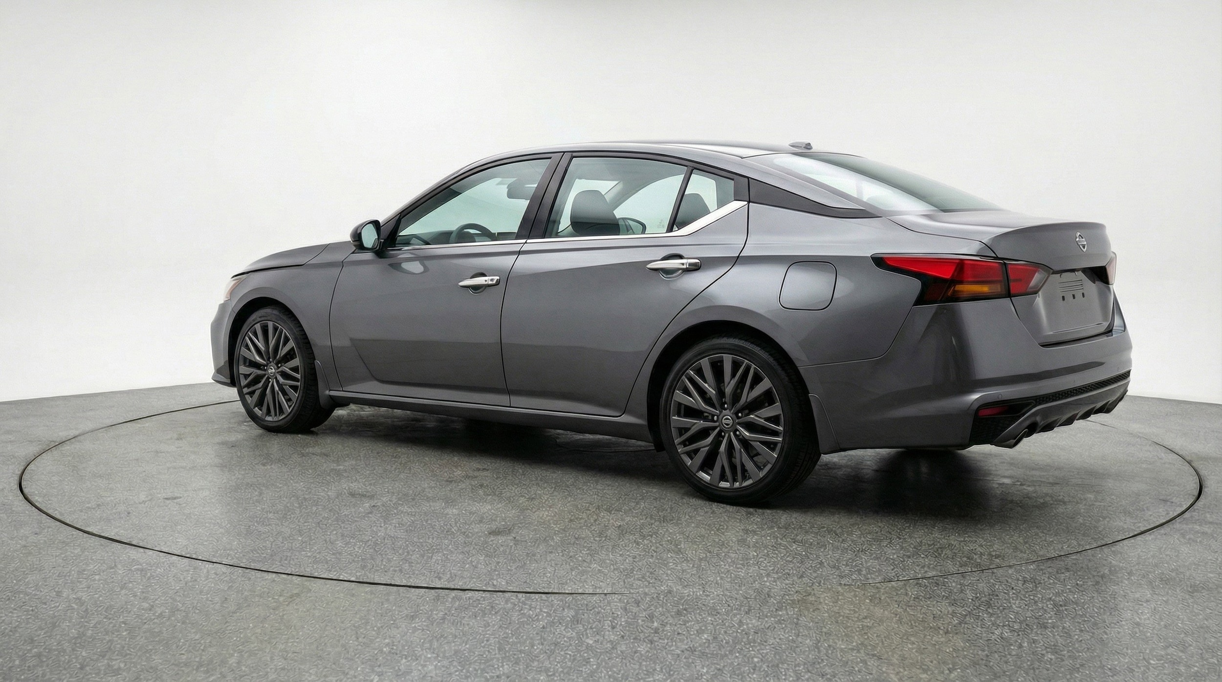 Thumbnail: 2025 Nissan Altima - 6