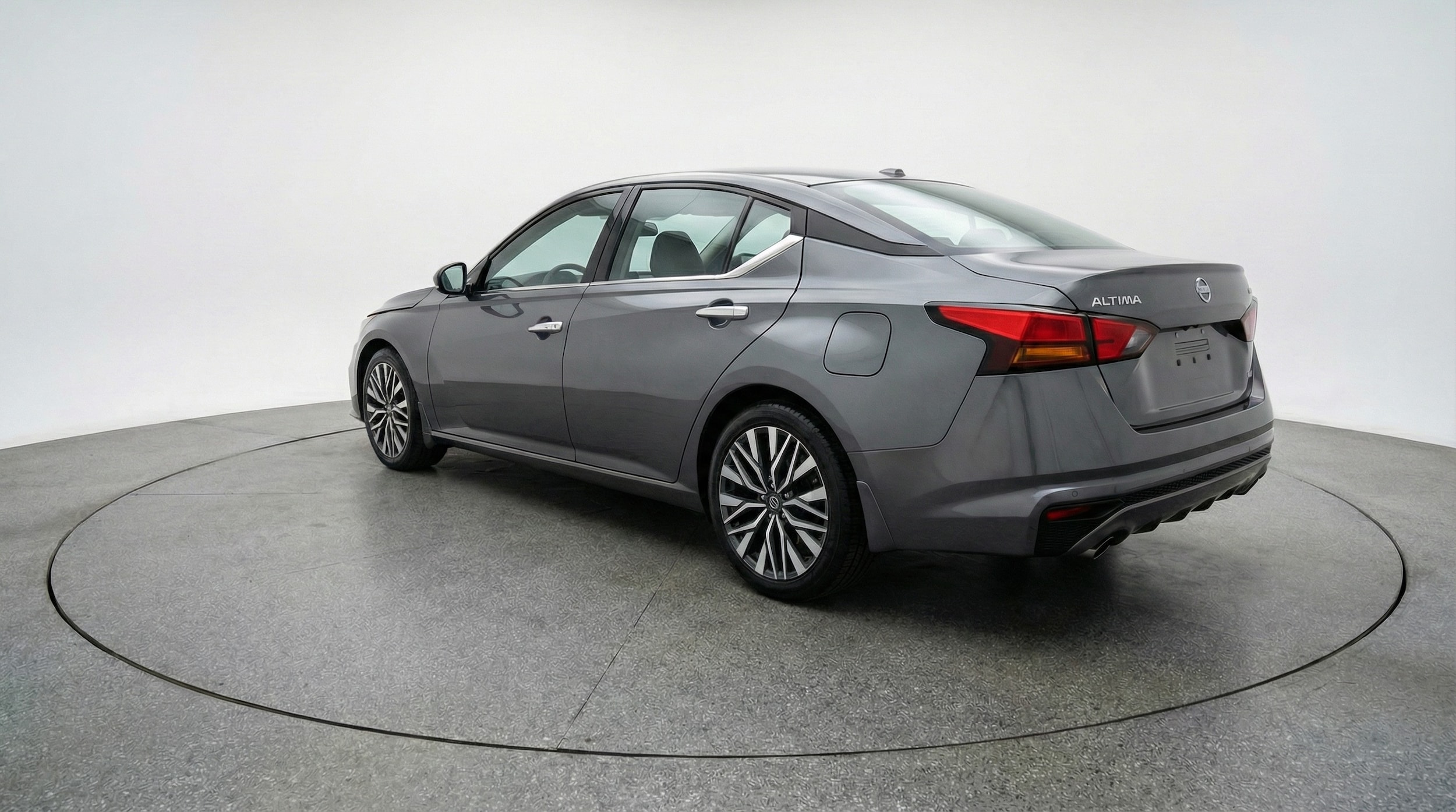 Thumbnail: 2025 Nissan Altima - 5