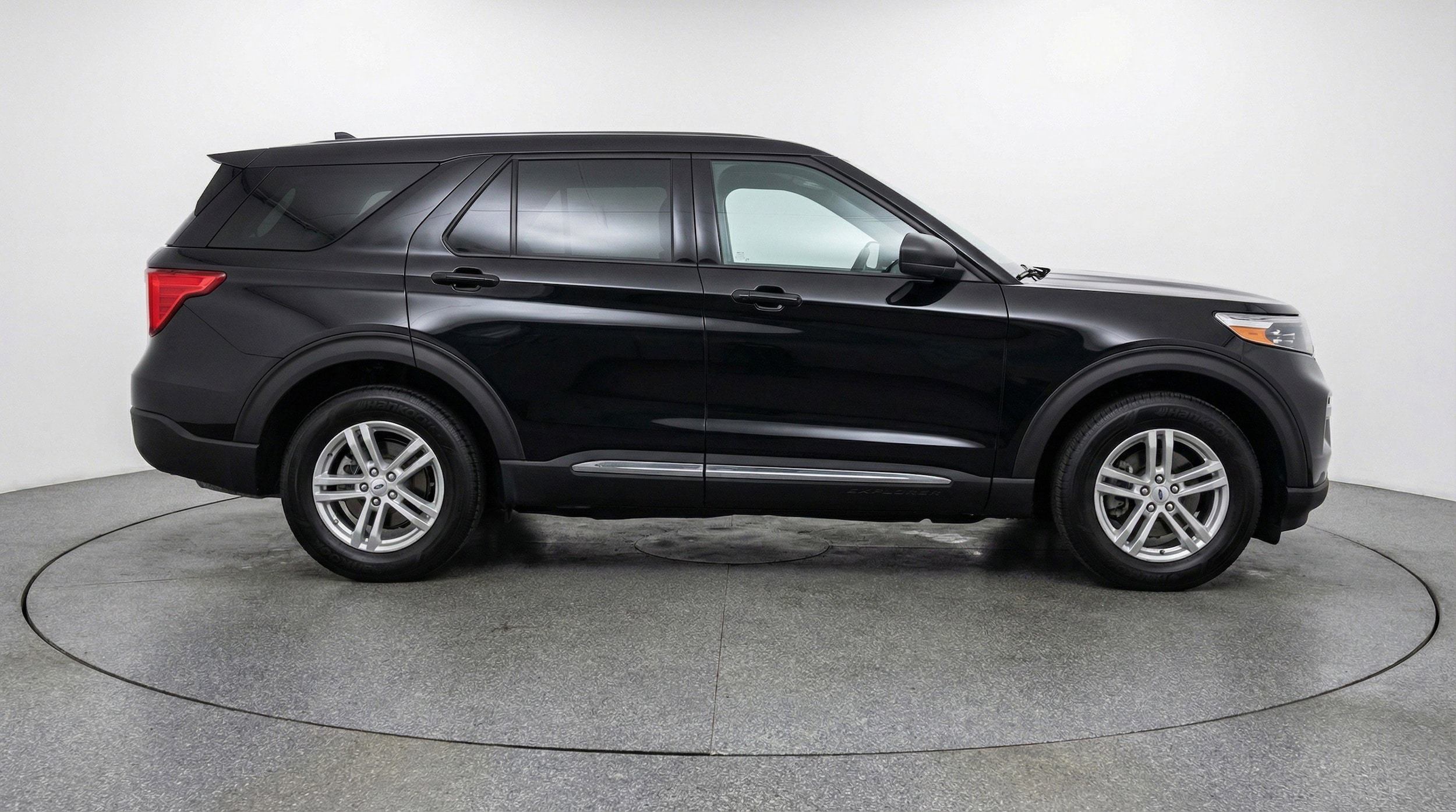 Thumbnail: 2024 Ford Explorer - 11