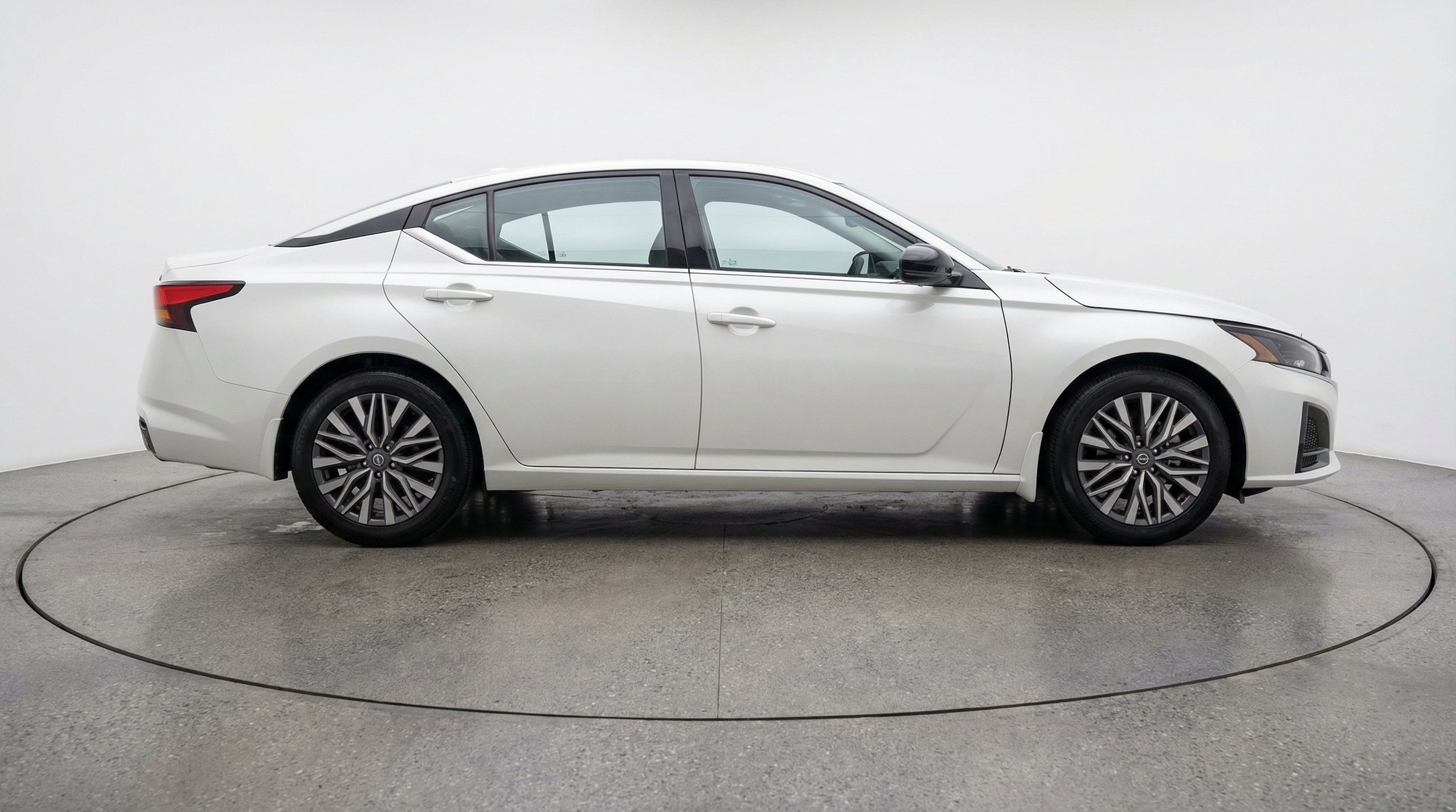 Thumbnail: 2025 Nissan Altima - 11