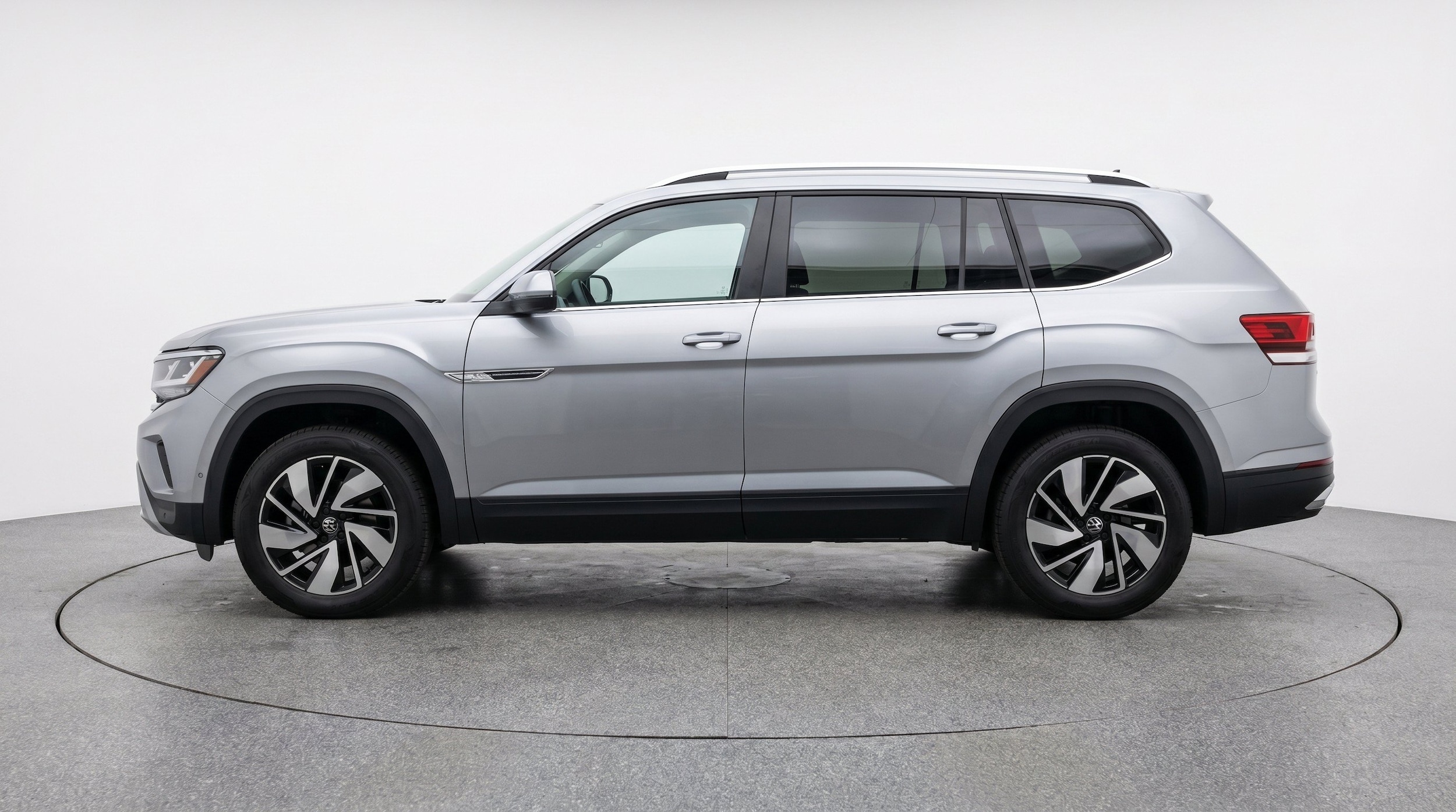 Thumbnail: 2026 Volkswagen Atlas - 5