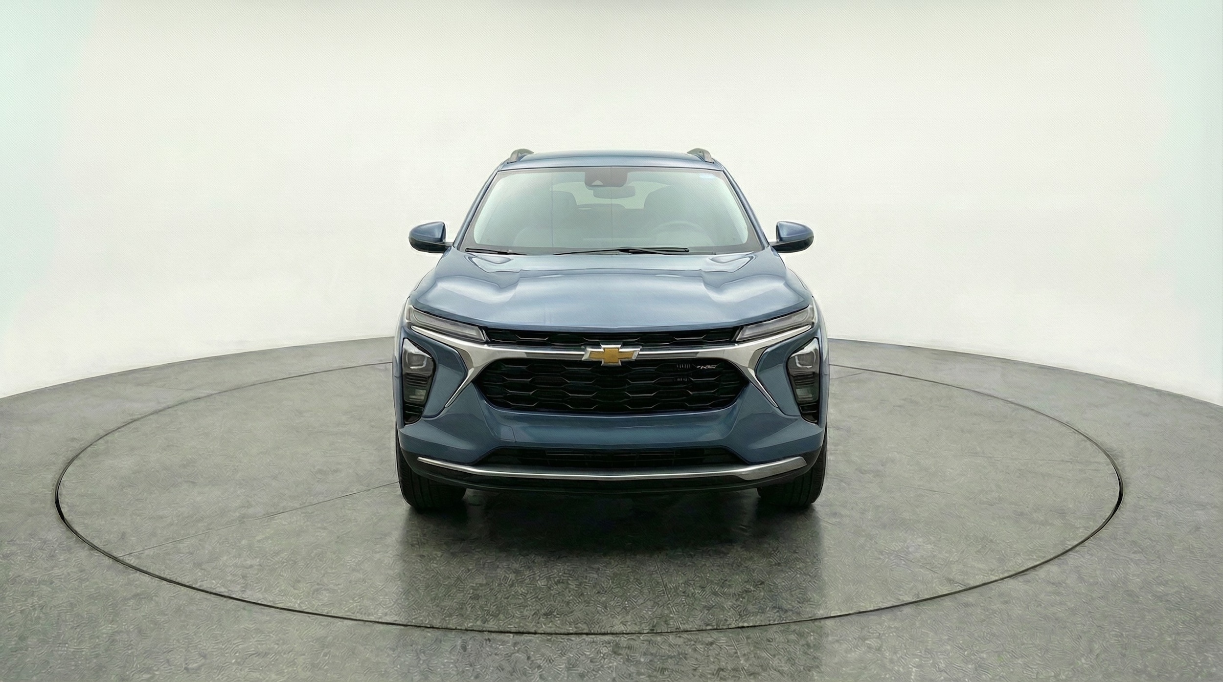 Thumbnail: 2025 Chevrolet Trax - 2