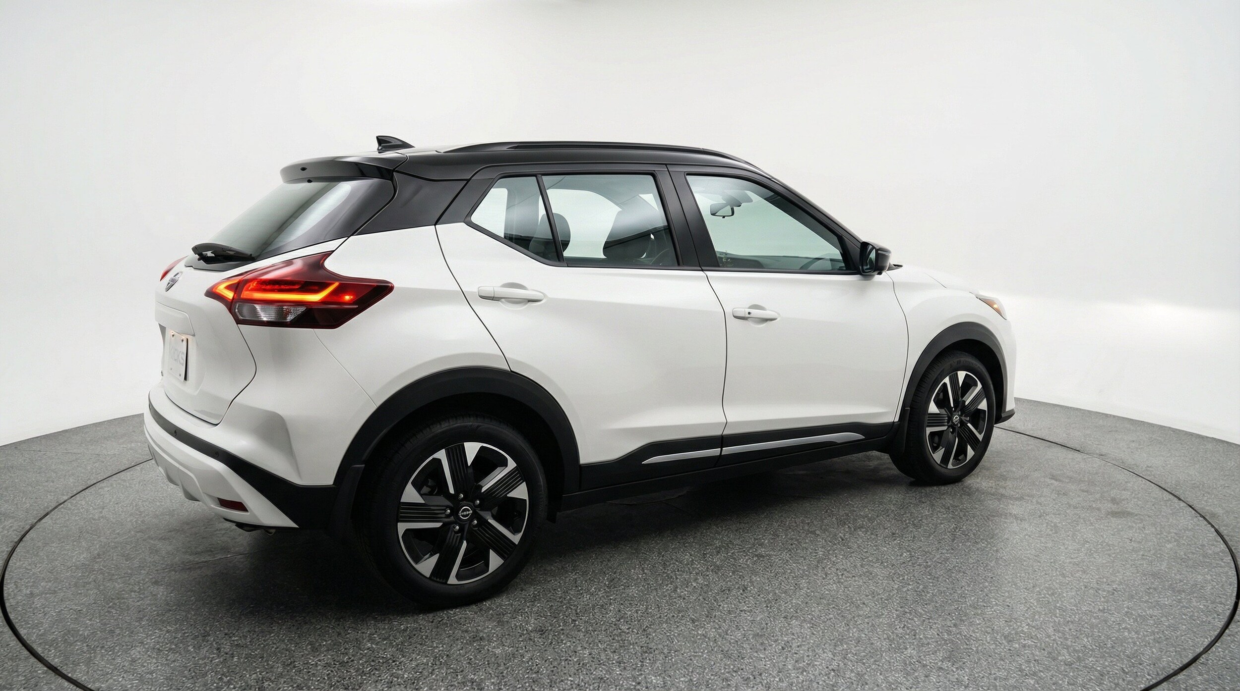 Thumbnail: 2026 Nissan Kicks - 9
