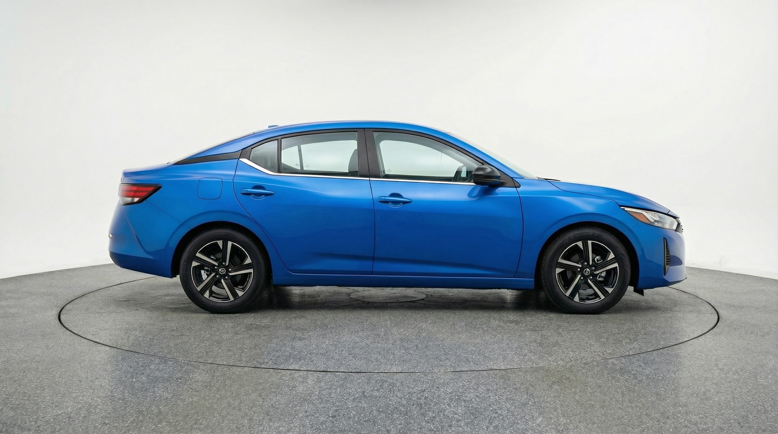 Thumbnail: 2025 Nissan Sentra - 8