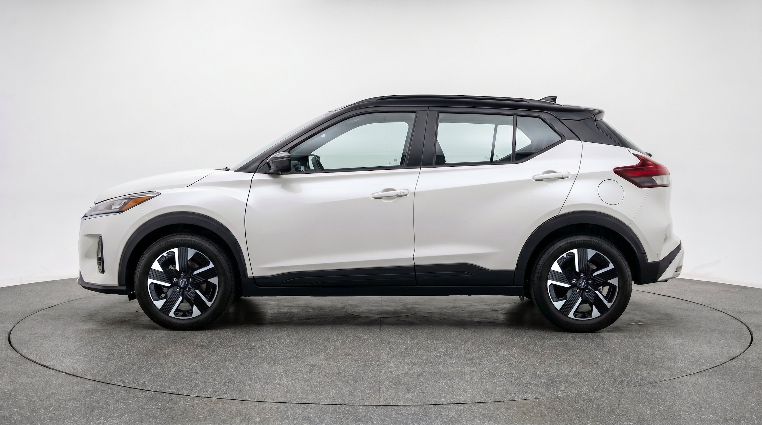Thumbnail: 2026 Nissan Kicks - 5