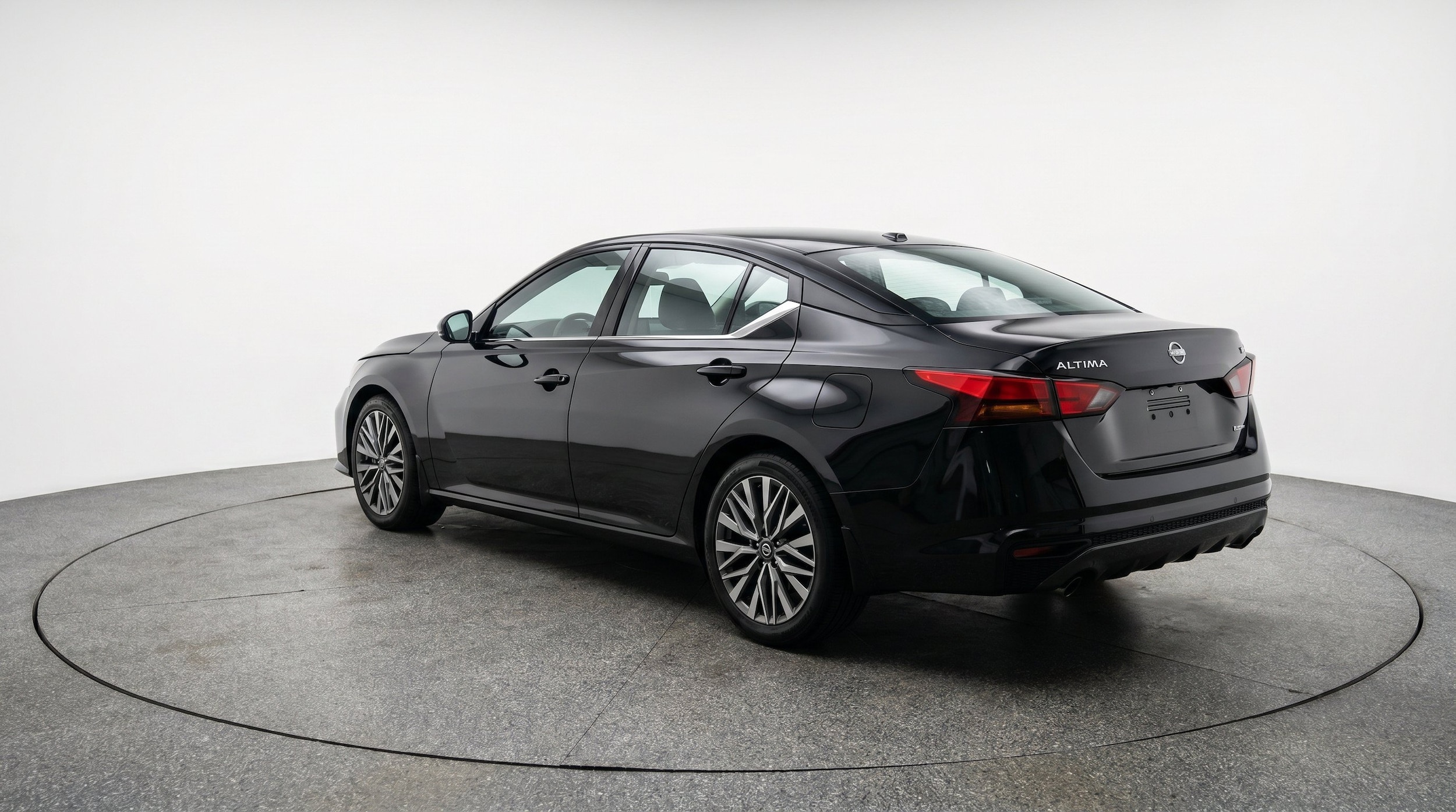 Thumbnail: 2025 Nissan Altima - 6