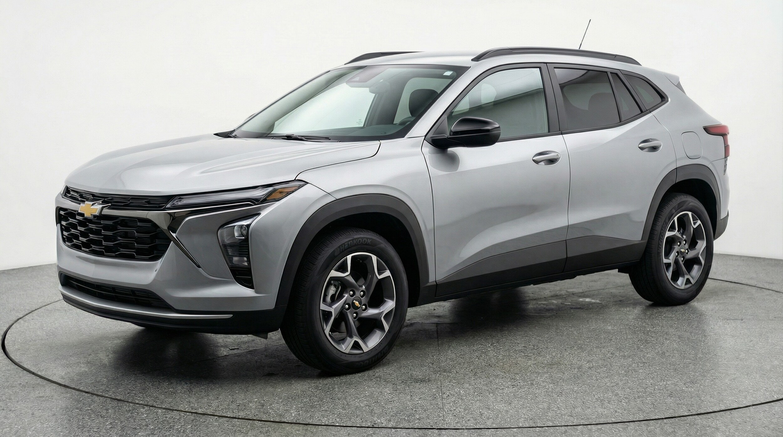 Thumbnail: 2025 Chevrolet Trax - 3