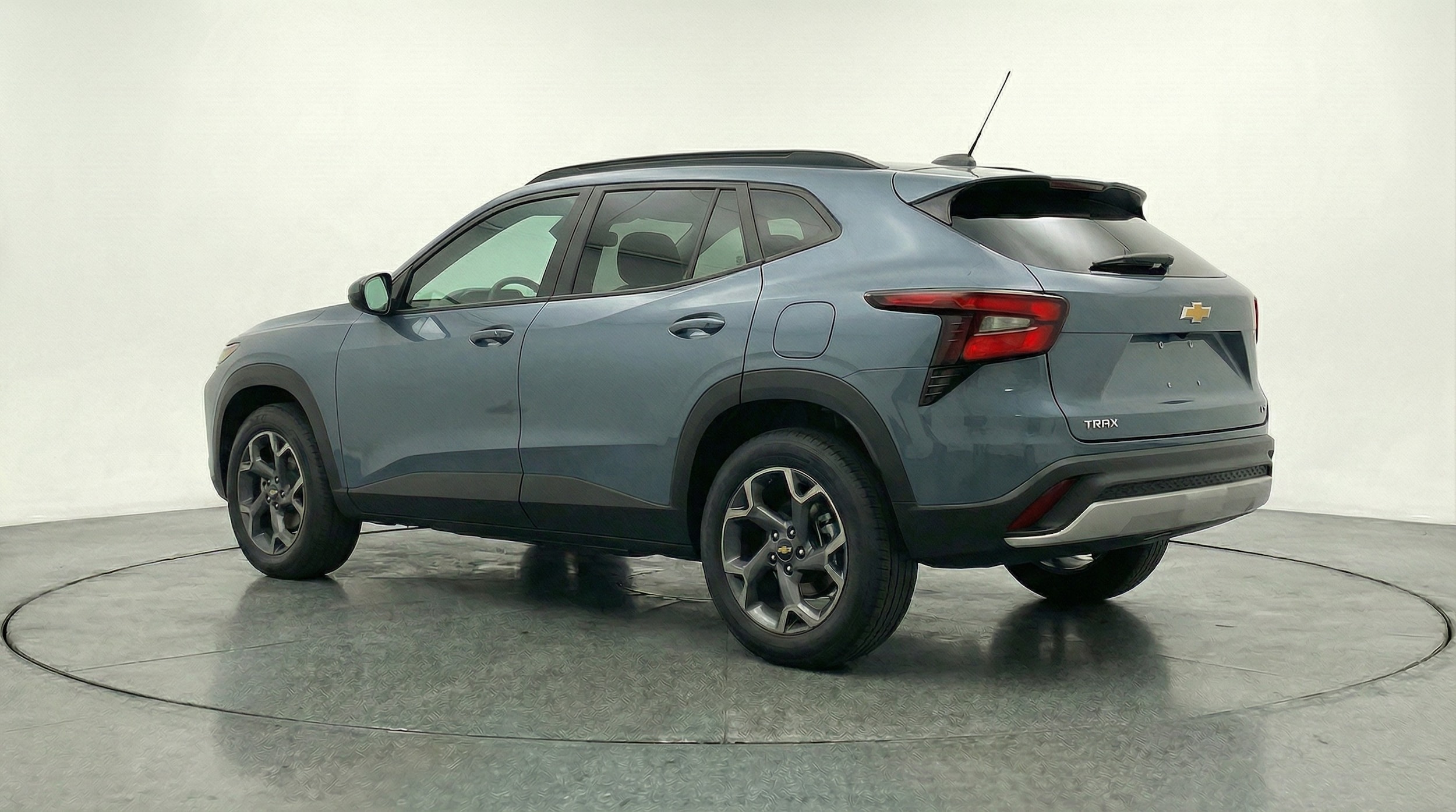 Thumbnail: 2025 Chevrolet Trax - 5