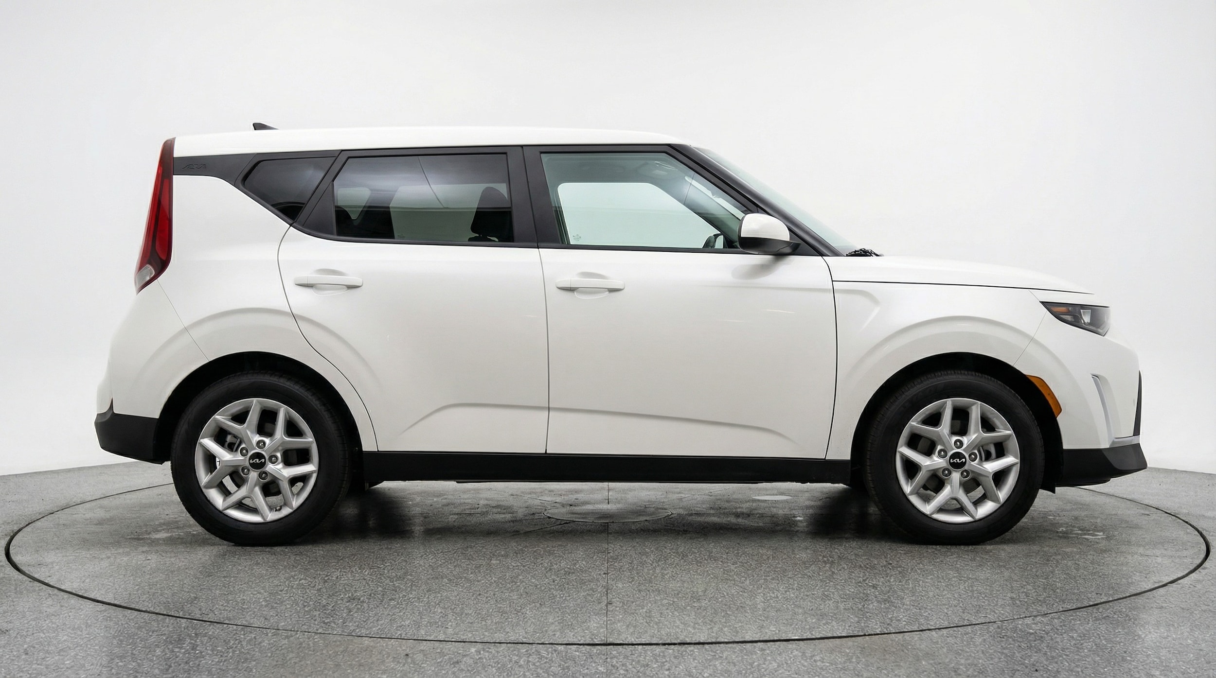 Thumbnail: 2025 Kia Soul - 8