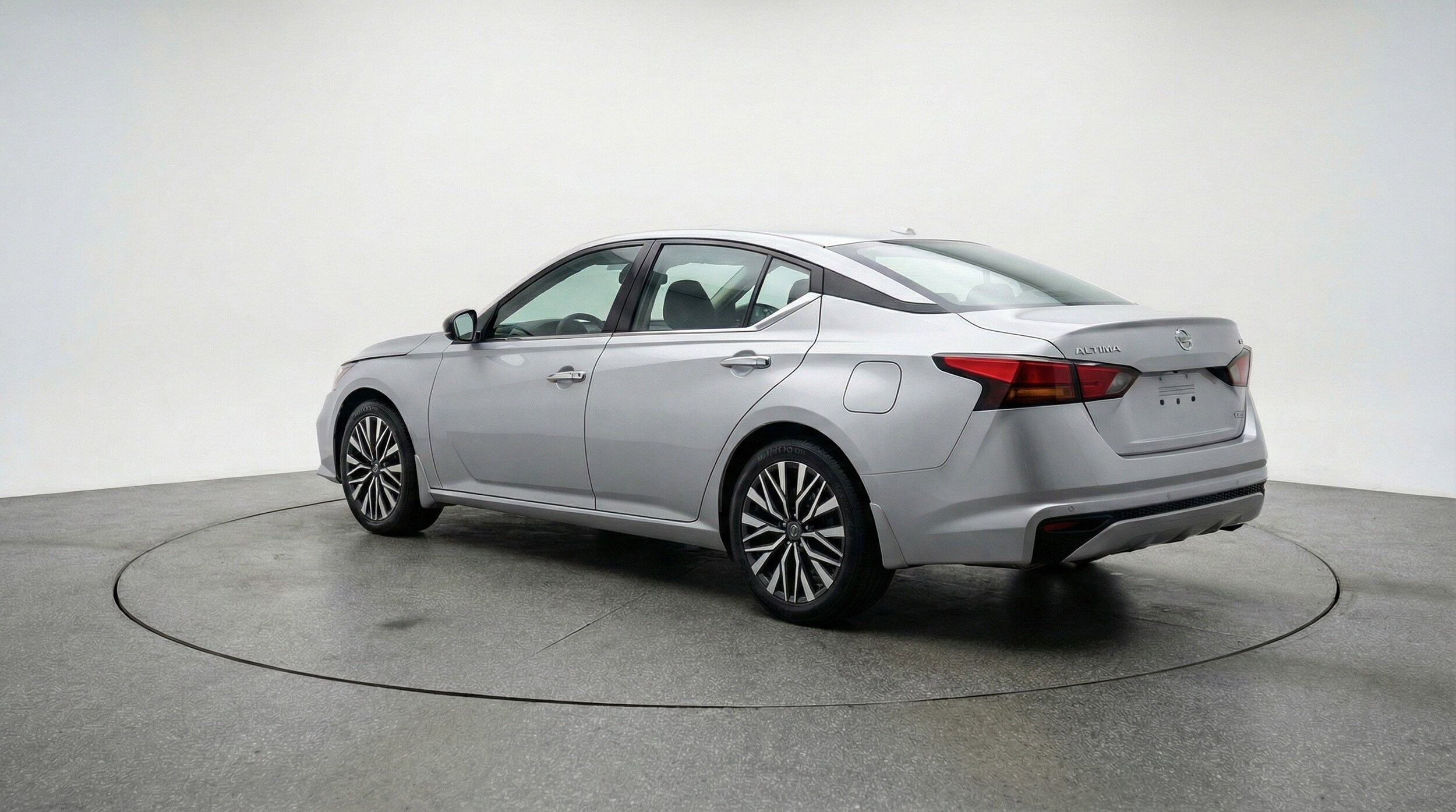 Thumbnail: 2025 Nissan Altima - 6