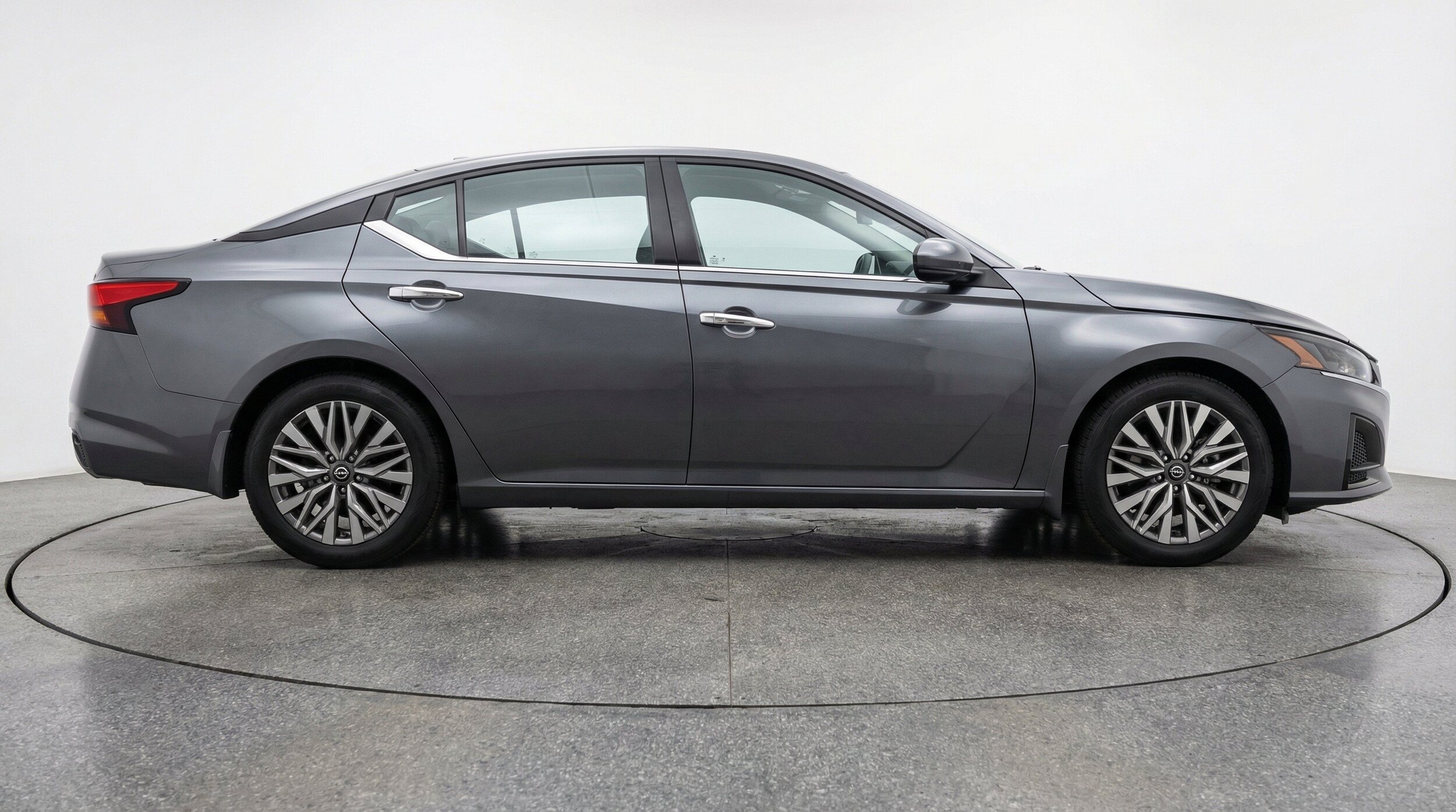 Thumbnail: 2025 Nissan Altima - 11