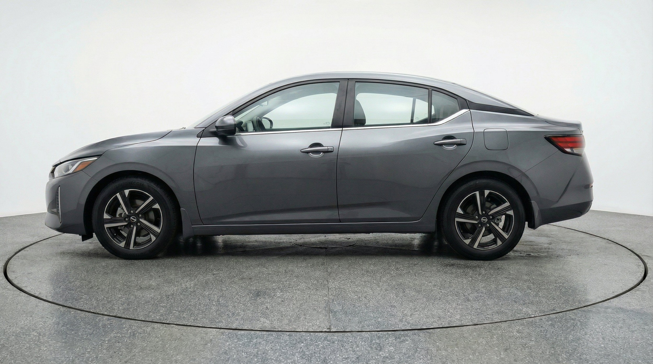 Thumbnail: 2025 Nissan Sentra - 5