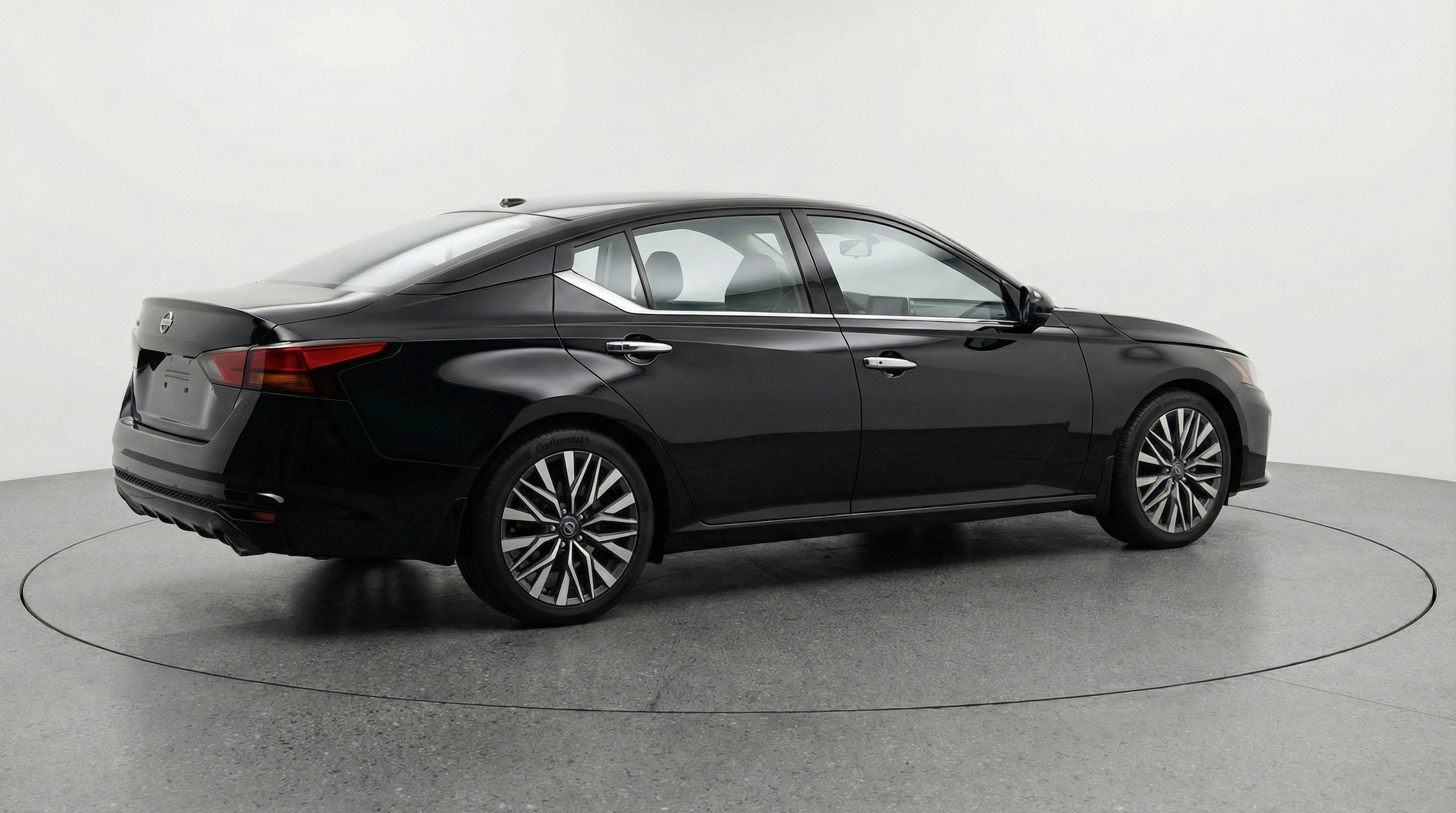 Thumbnail: 2025 Nissan Altima - 9