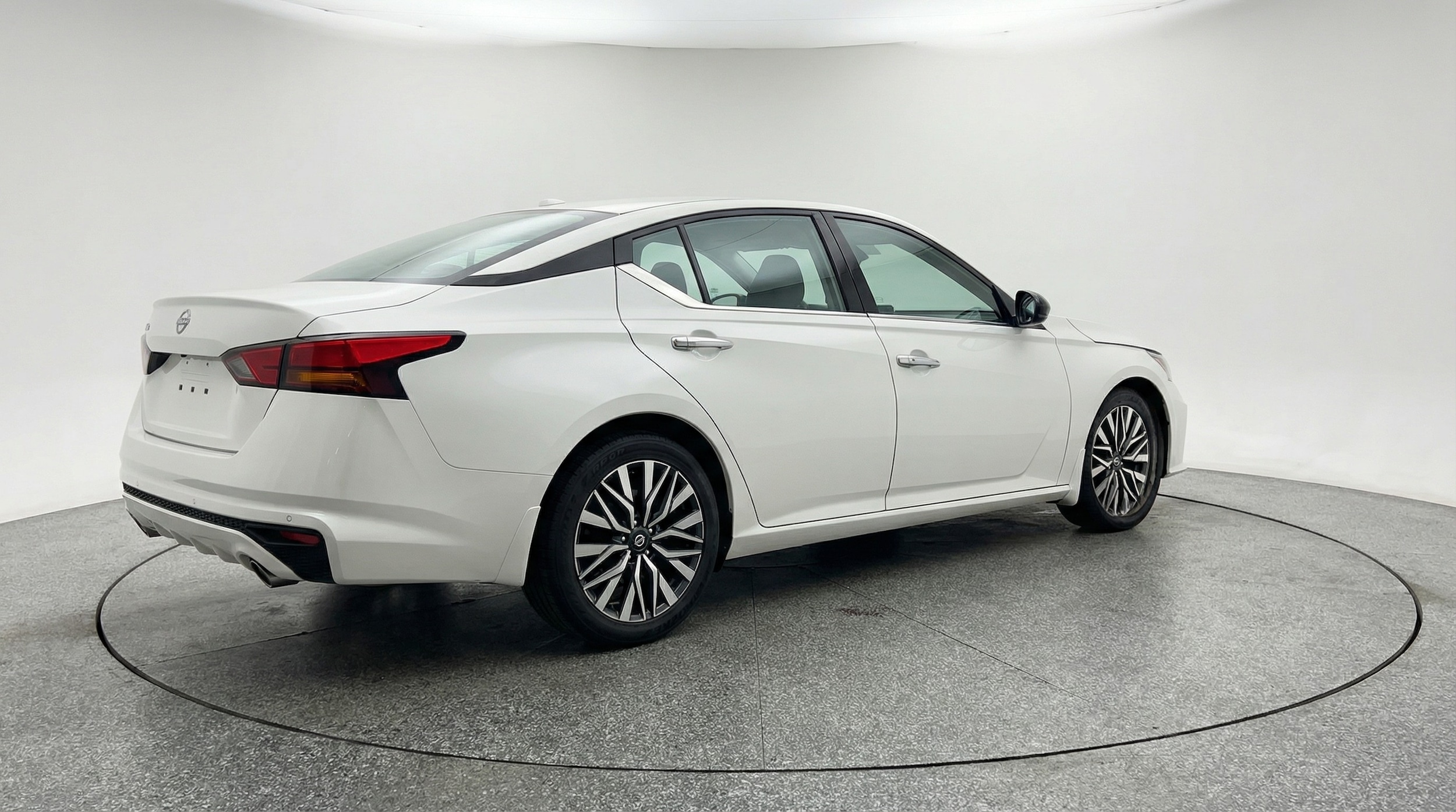 Thumbnail: 2025 Nissan Altima - 7