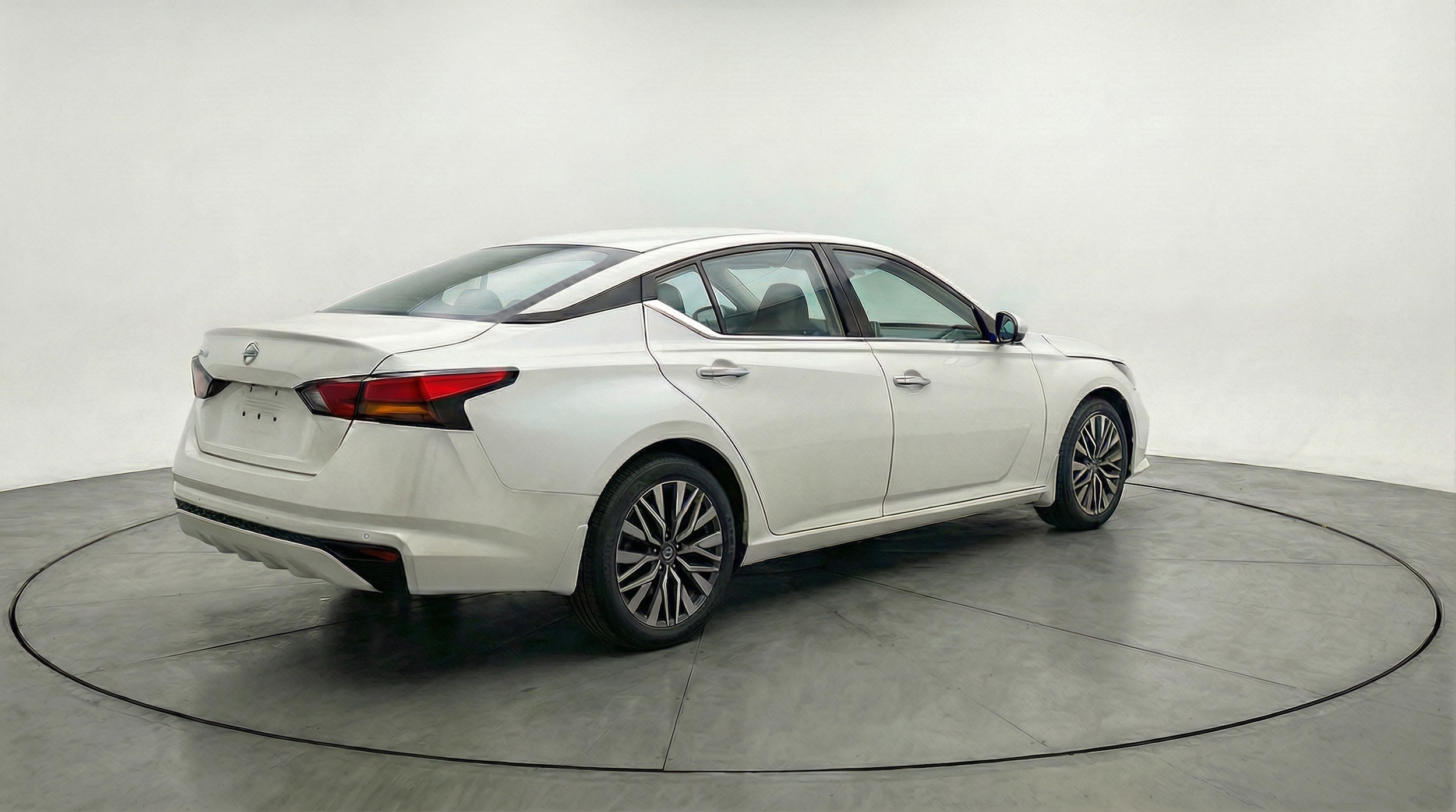 Thumbnail: 2025 Nissan Altima - 7