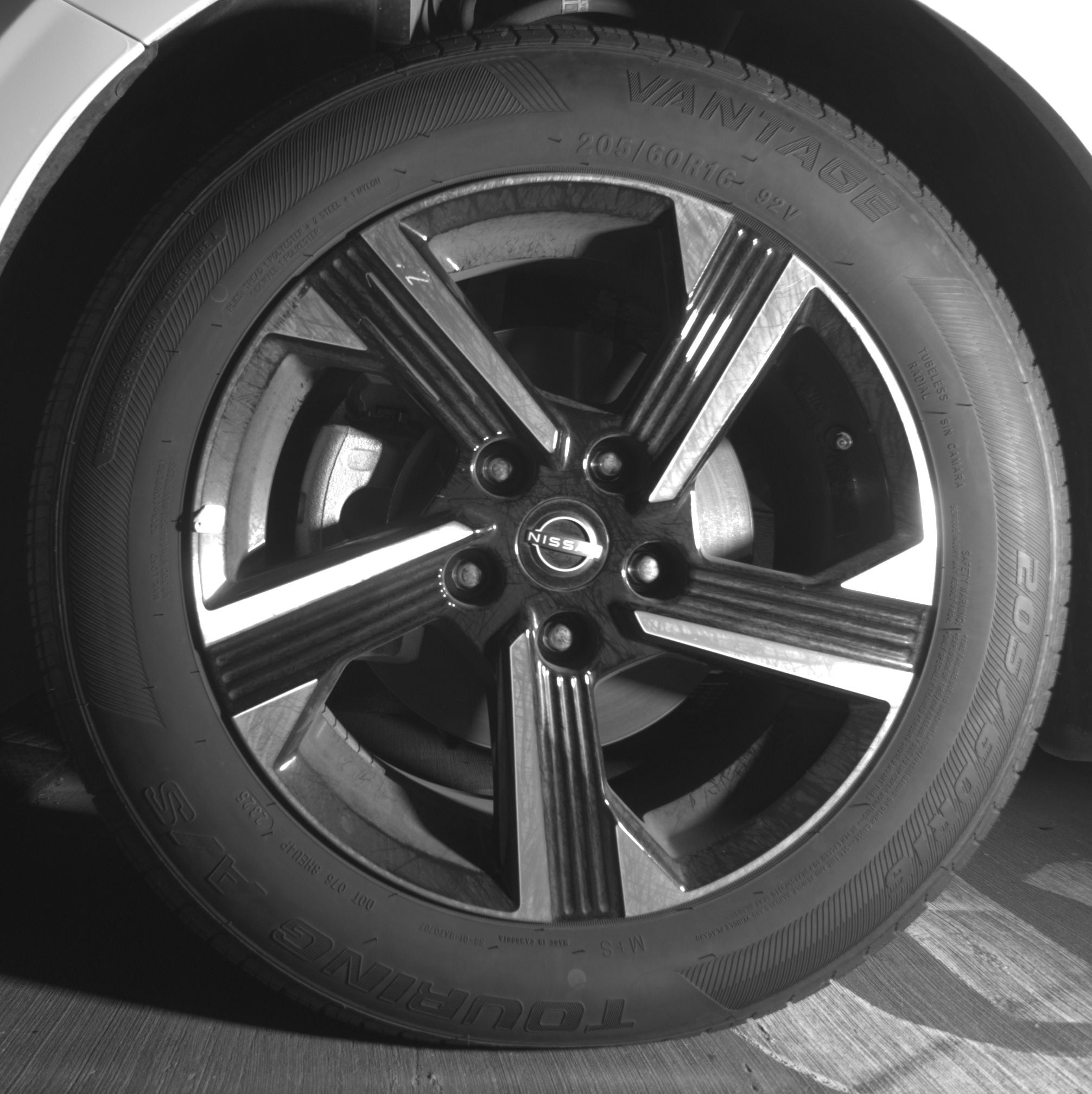 Thumbnail: 2025 Nissan Sentra - 9