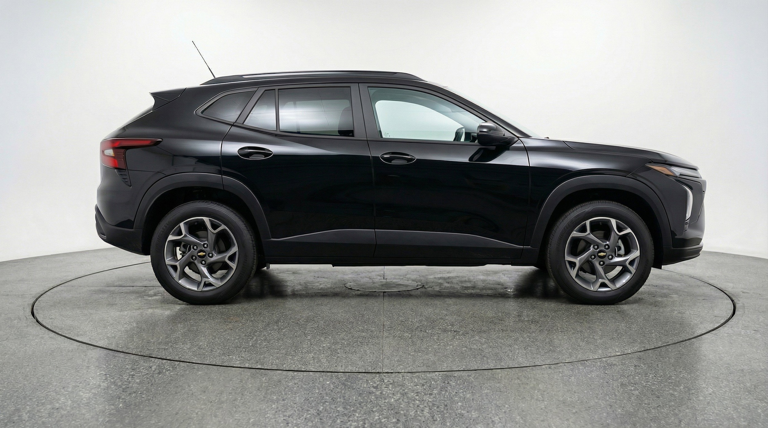 Thumbnail: 2025 Chevrolet Trax - 11