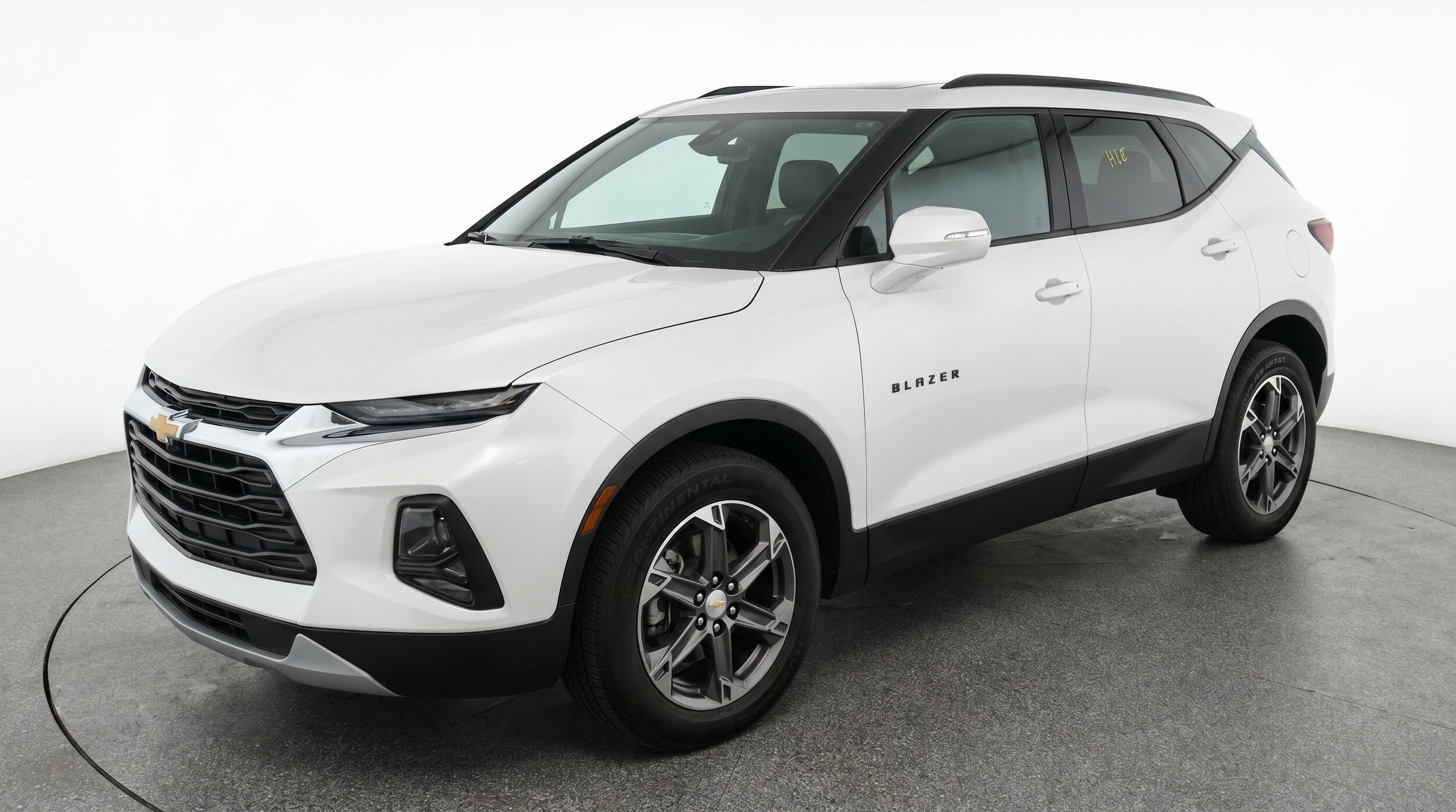 Thumbnail: 2026 Chevrolet Blazer - 3
