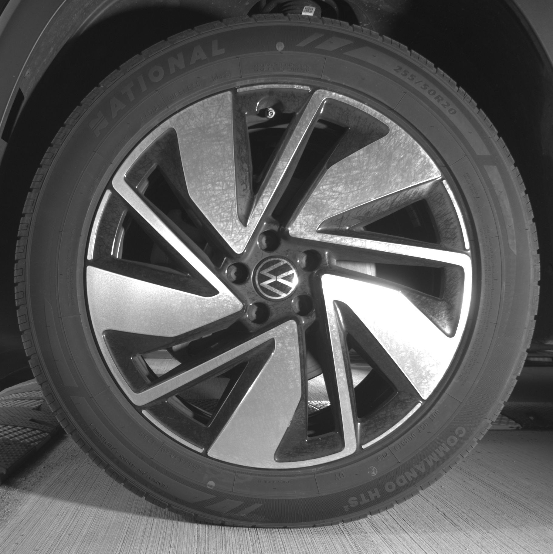 Thumbnail: 2025 Volkswagen Atlas - 9