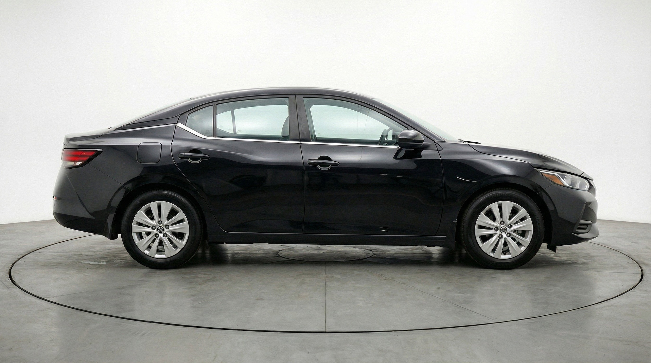 Thumbnail: 2025 Nissan Sentra - 11