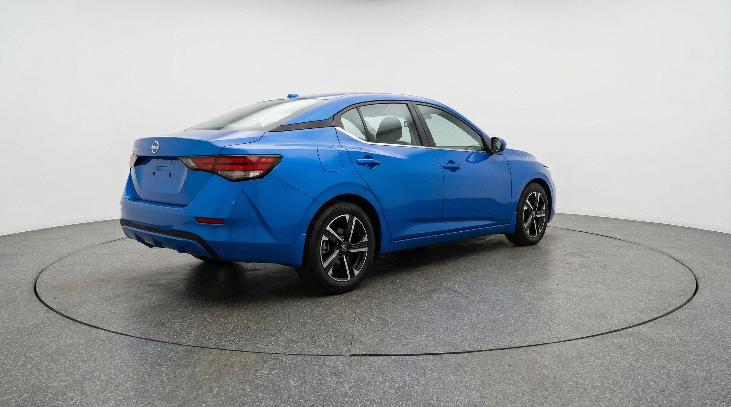 Thumbnail: 2025 Nissan Sentra - 9