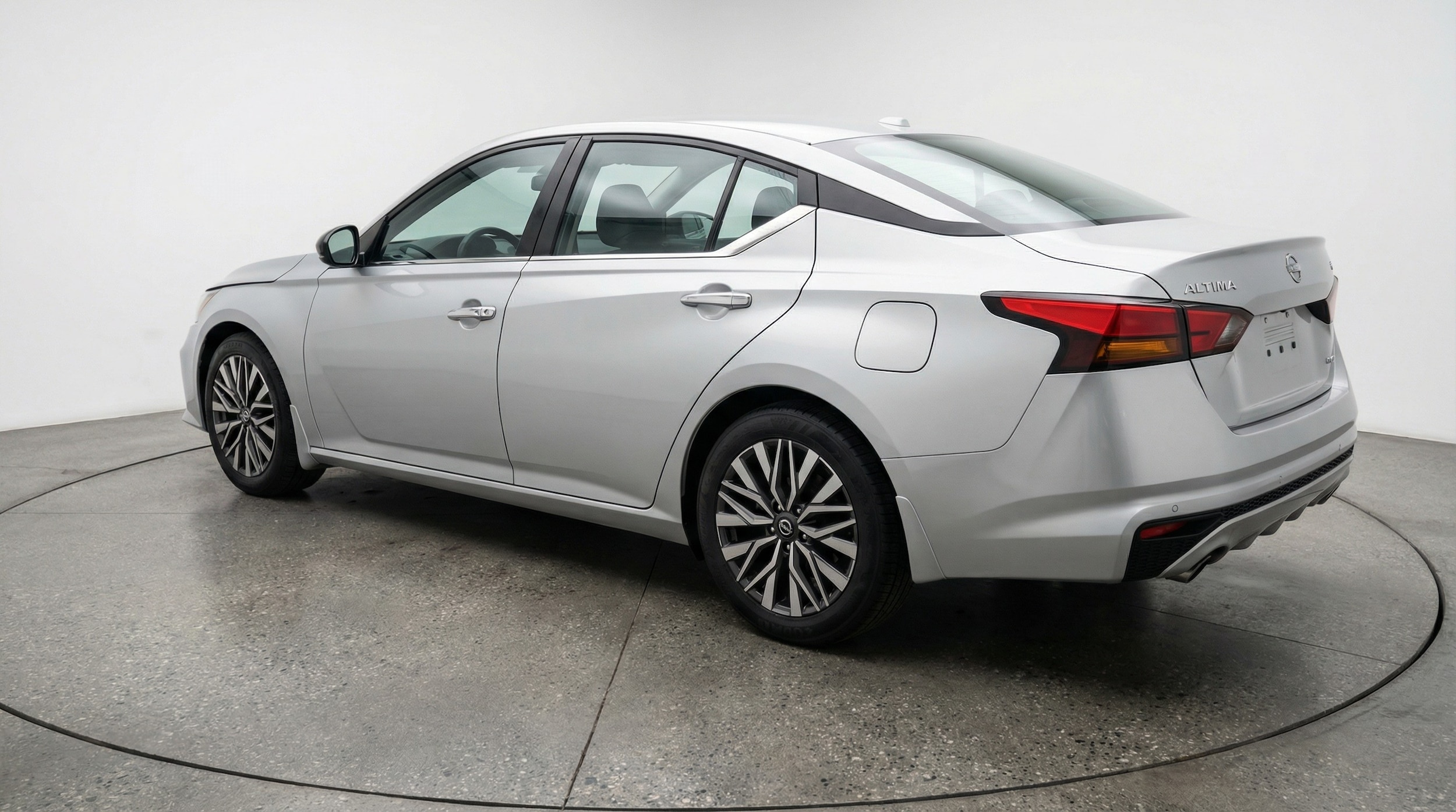 Thumbnail: 2025 Nissan Altima - 5