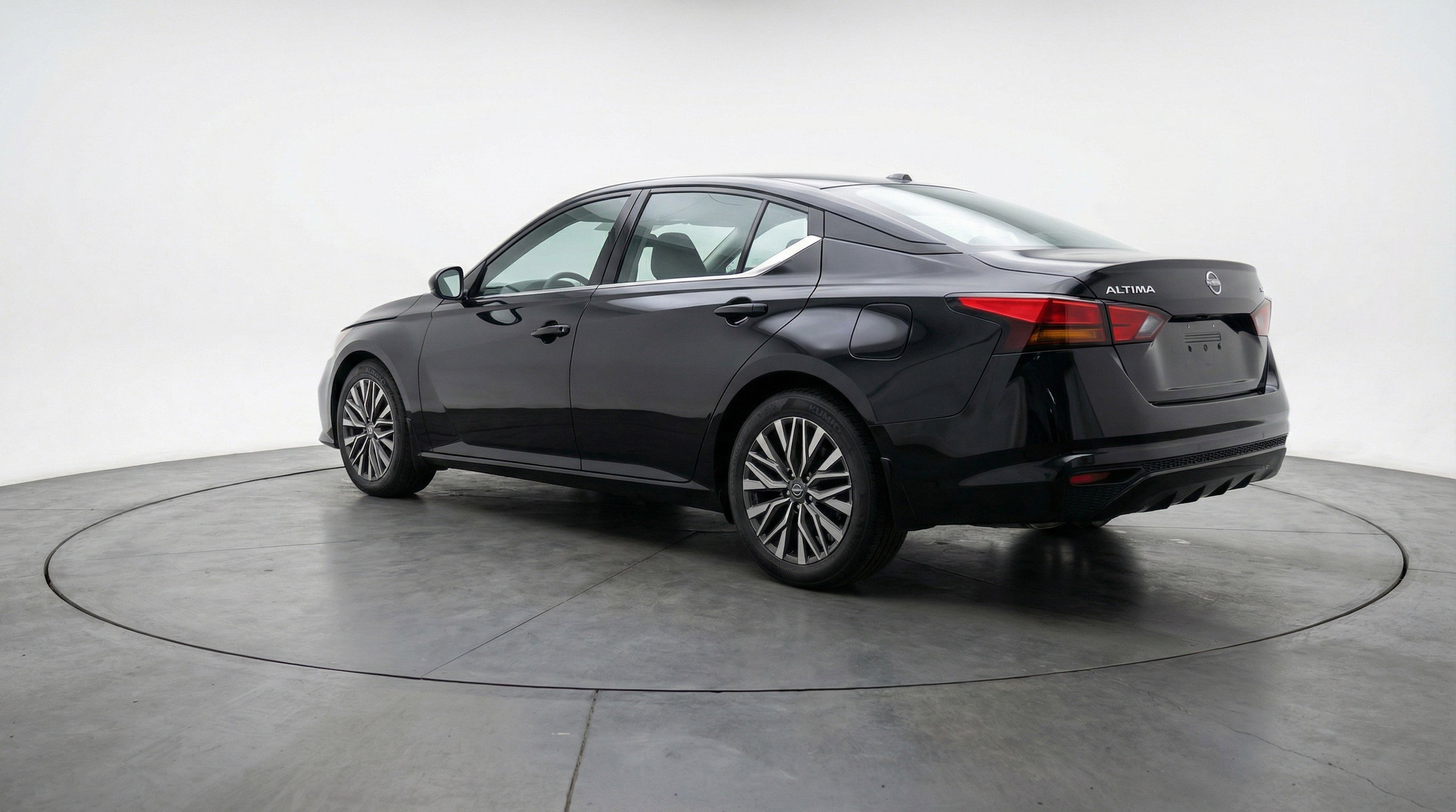 Thumbnail: 2025 Nissan Altima - 6