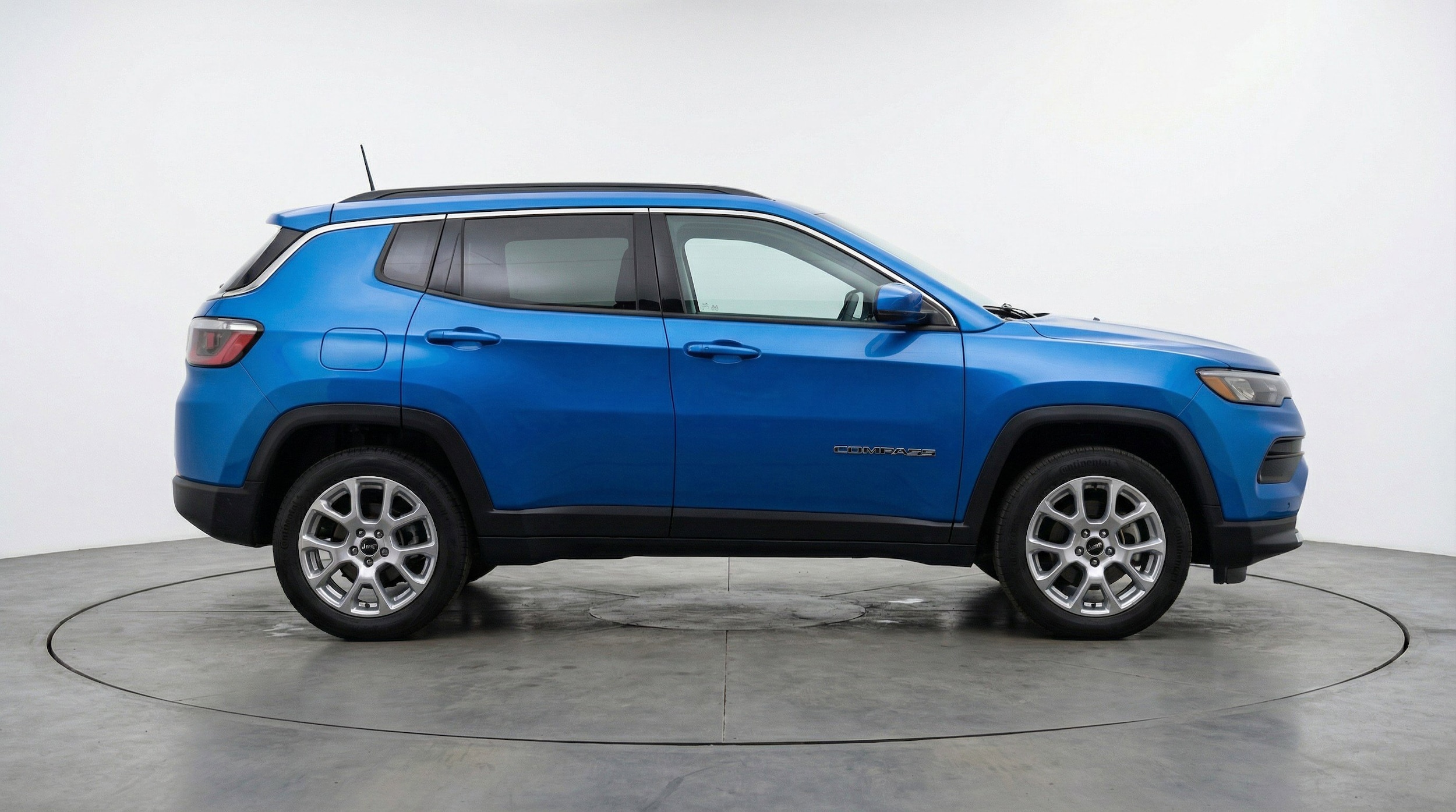Thumbnail: 2025 Jeep Compass - 11