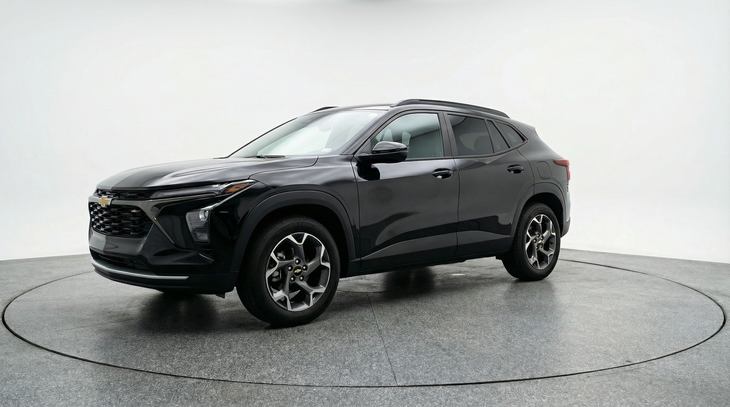 Thumbnail: 2025 Chevrolet Trax - 3