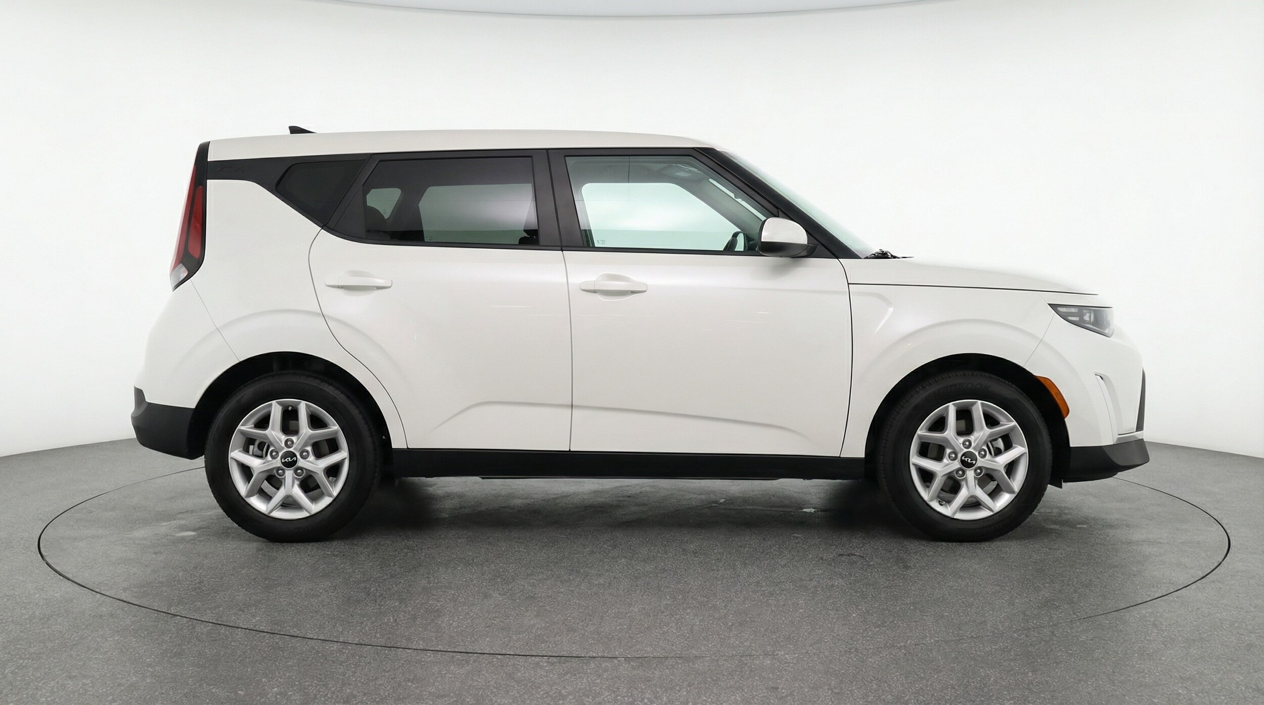 Thumbnail: 2025 Kia Soul - 8