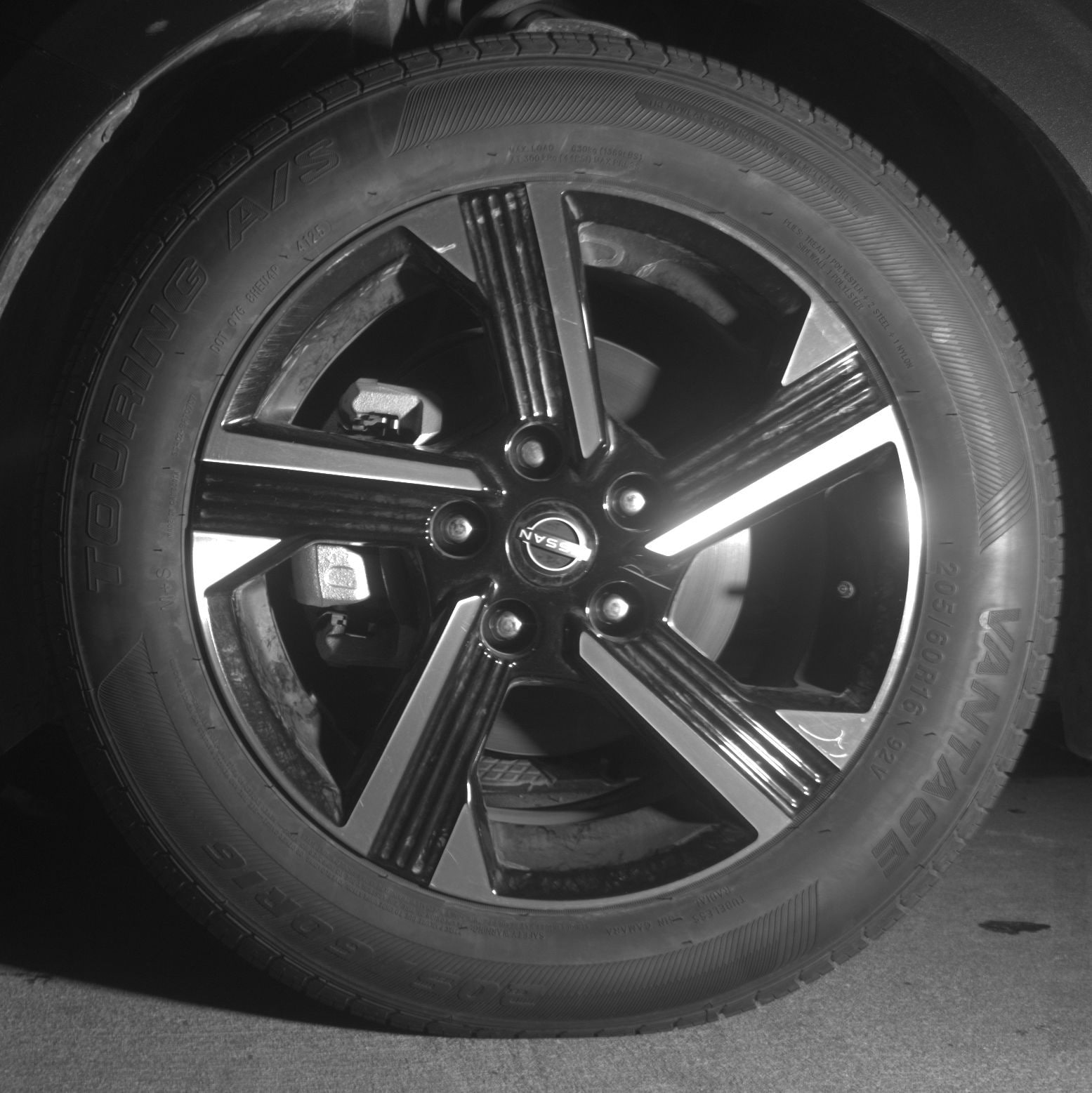 Thumbnail: 2025 Nissan Sentra - 9