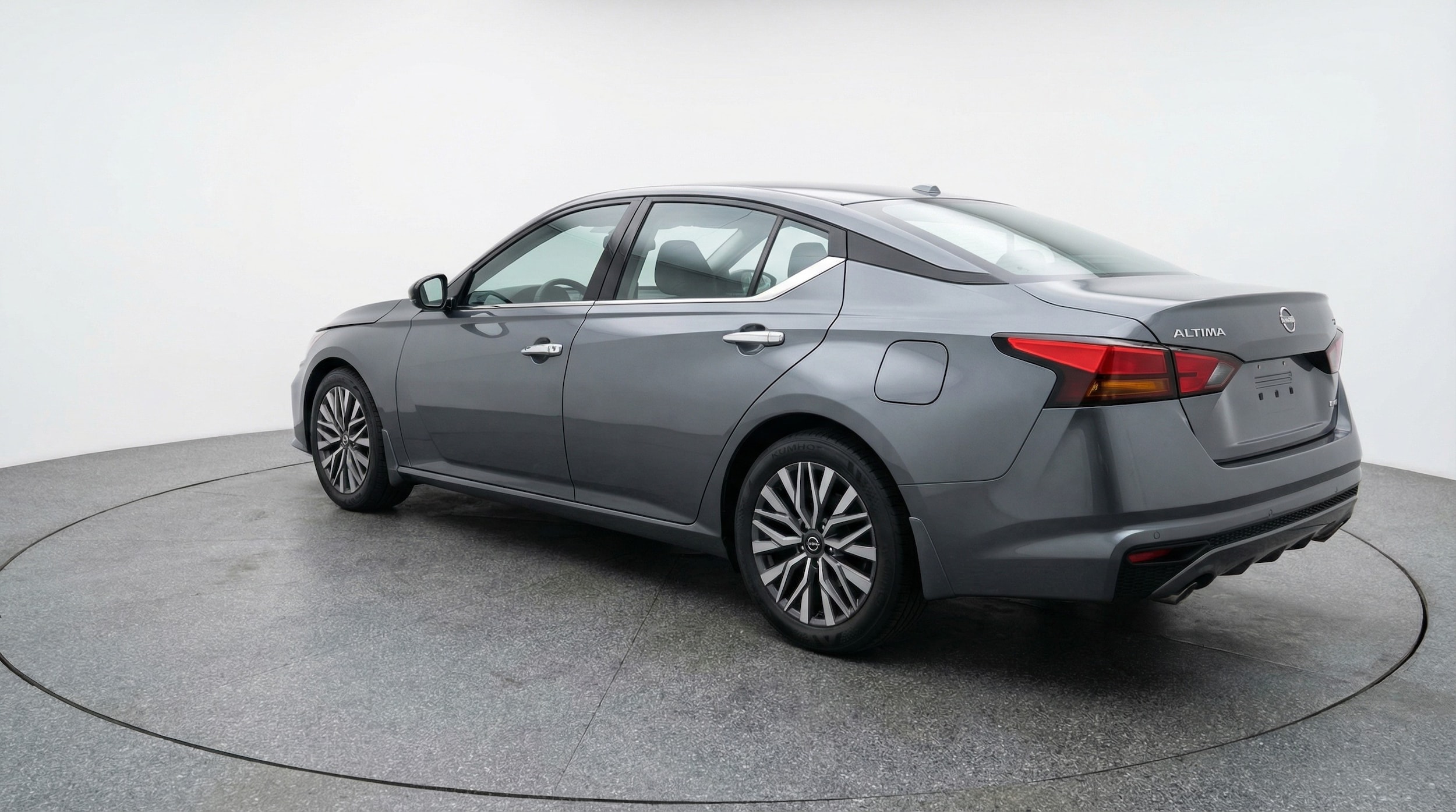 Thumbnail: 2025 Nissan Altima - 5