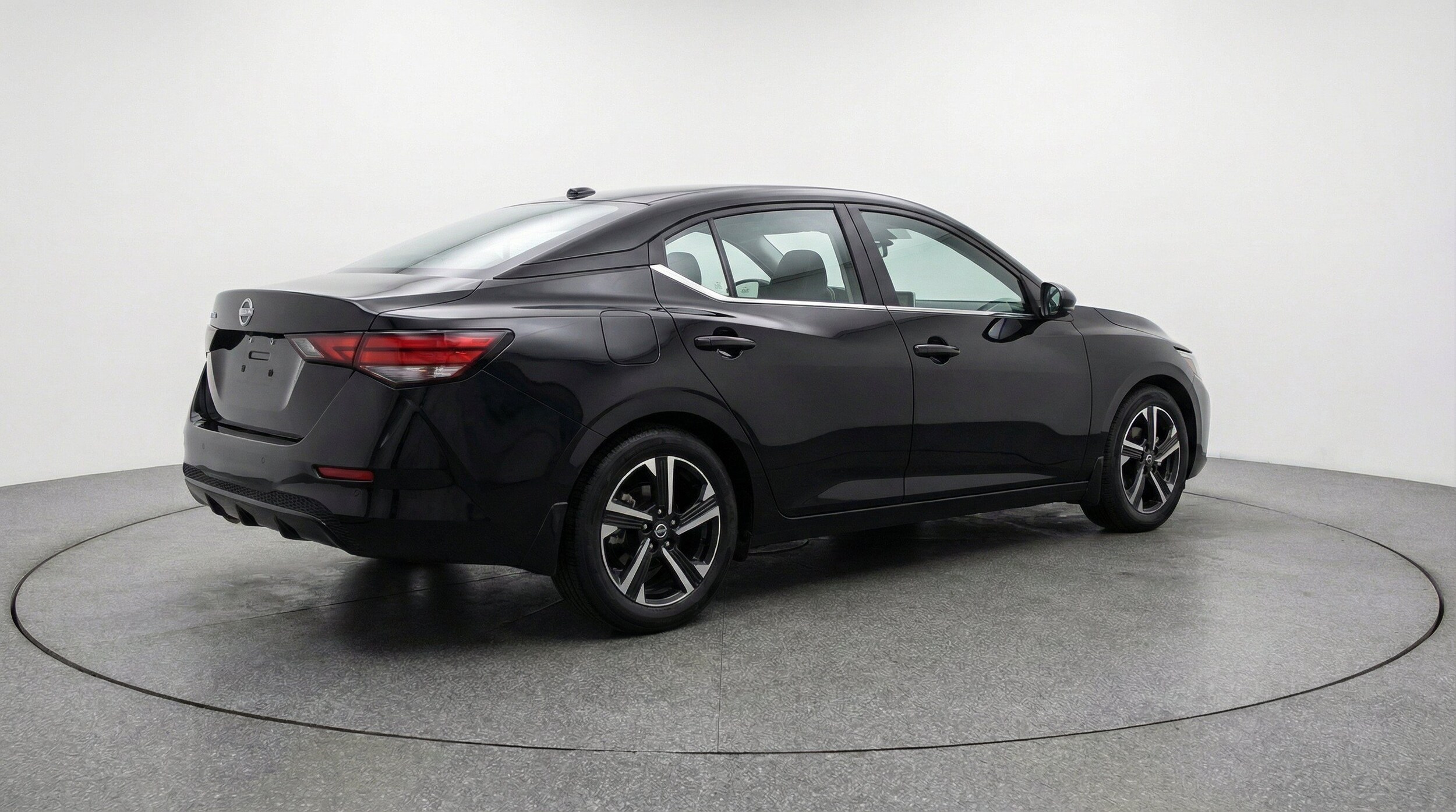 Thumbnail: 2025 Nissan Sentra - 9
