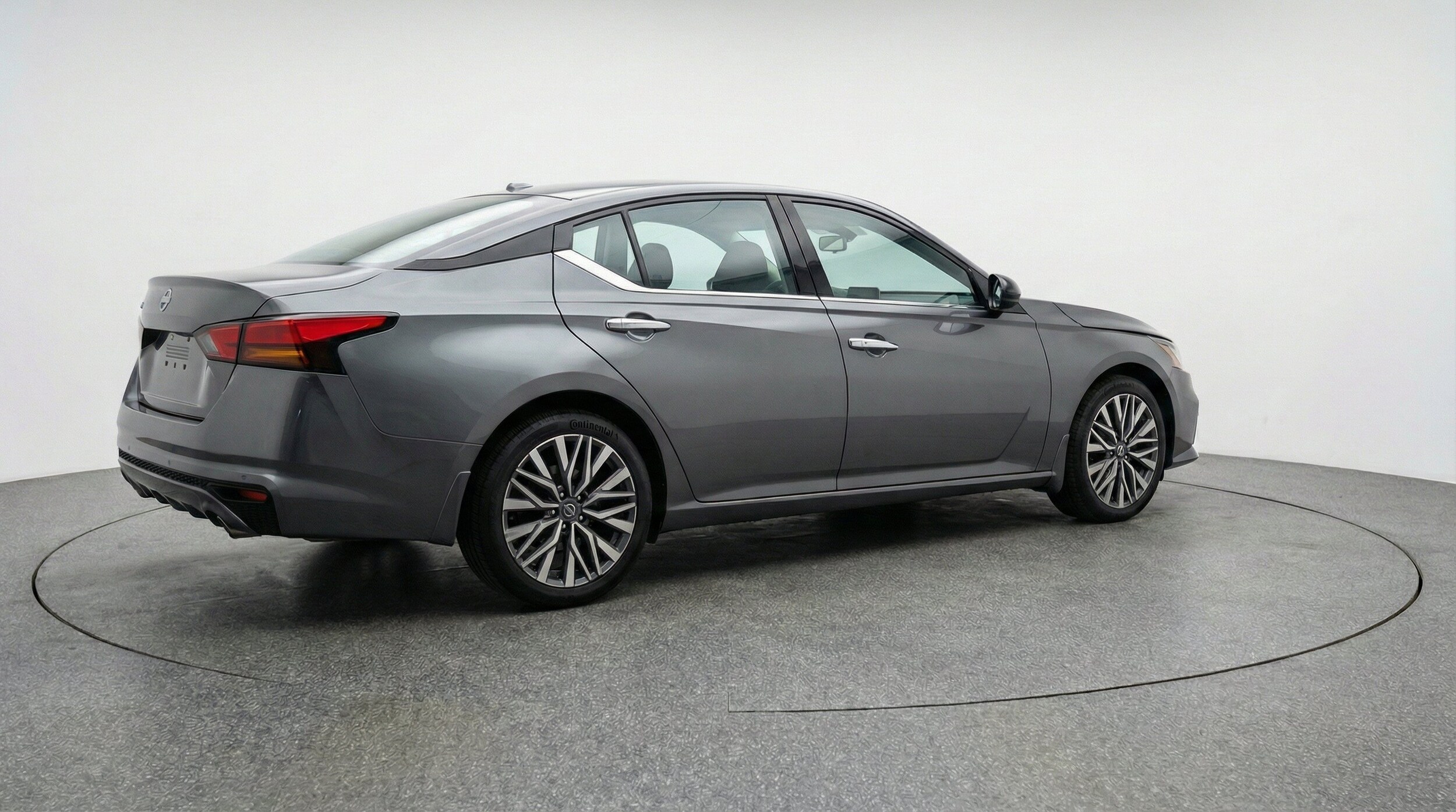 Thumbnail: 2025 Nissan Altima - 9