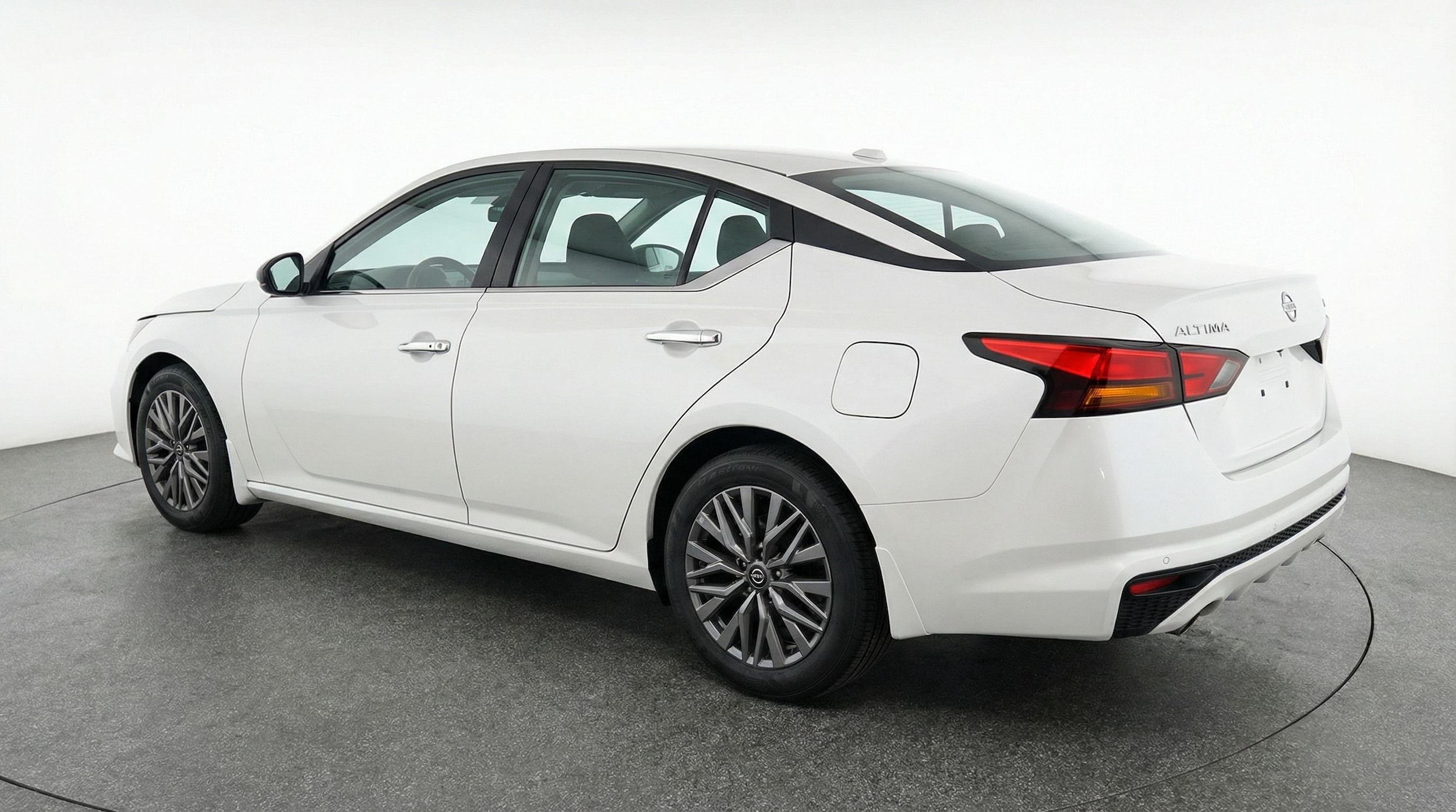 Thumbnail: 2025 Nissan Altima - 5