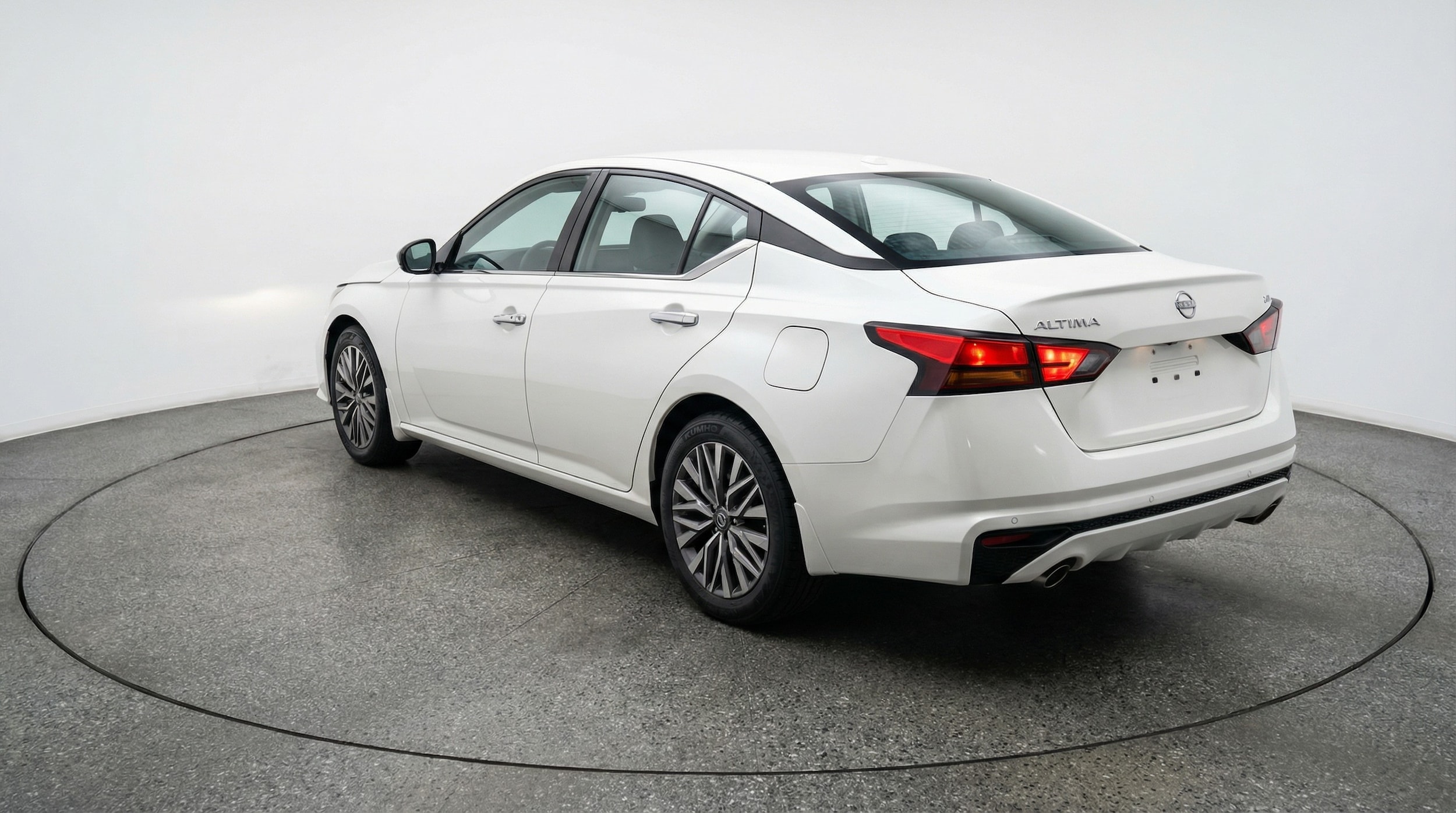 Thumbnail: 2025 Nissan Altima - 5