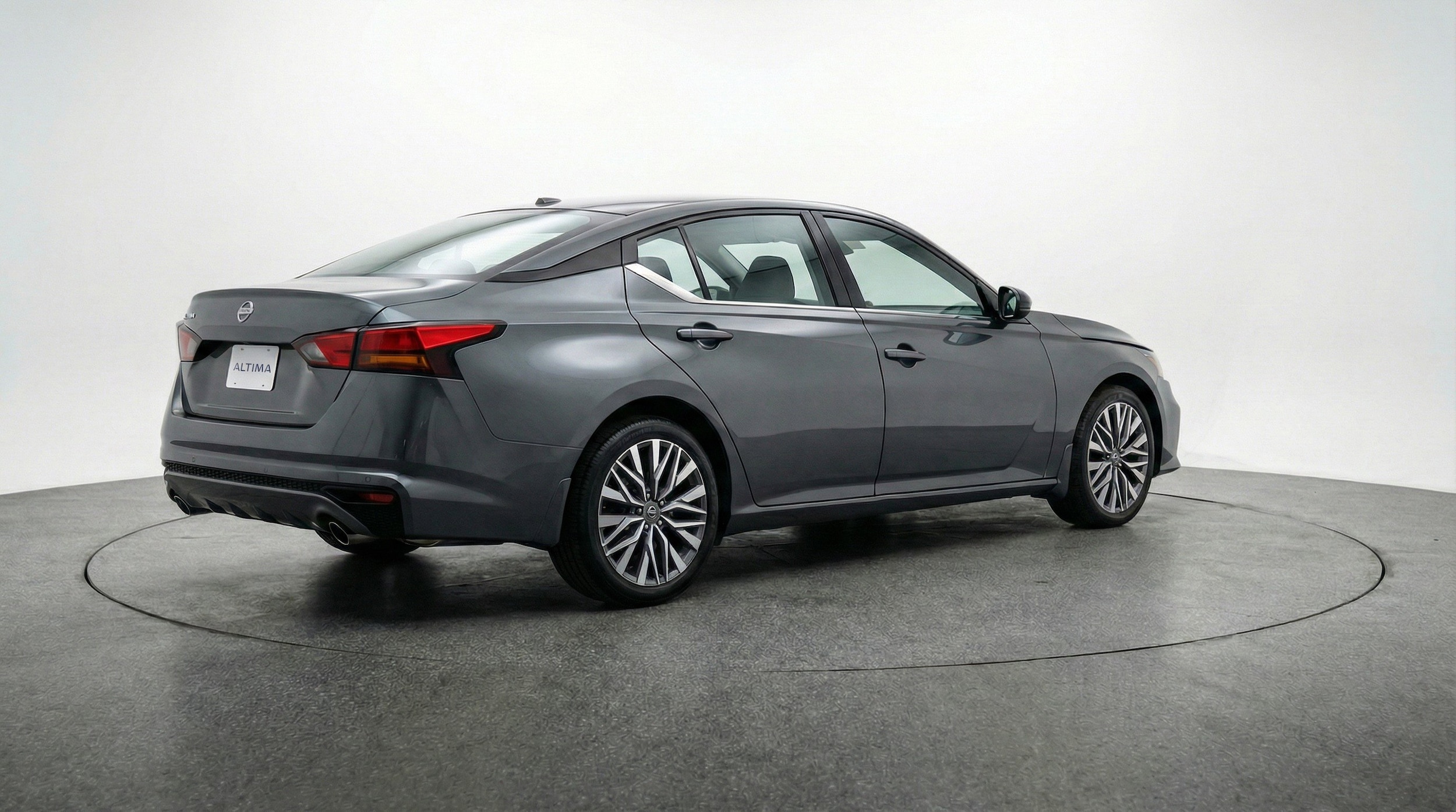 Thumbnail: 2025 Nissan Altima - 9