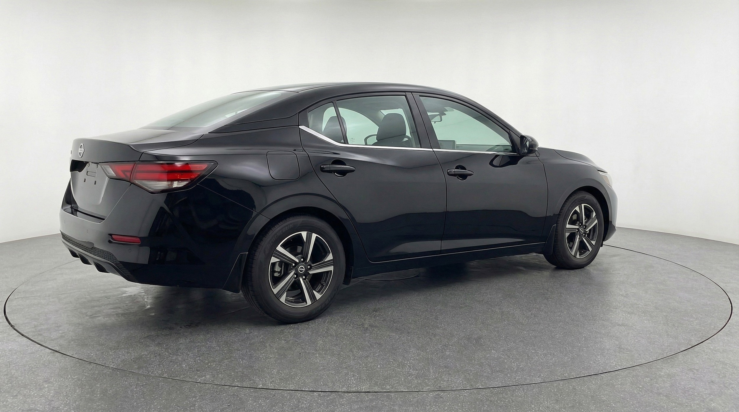 Thumbnail: 2025 Nissan Sentra - 9