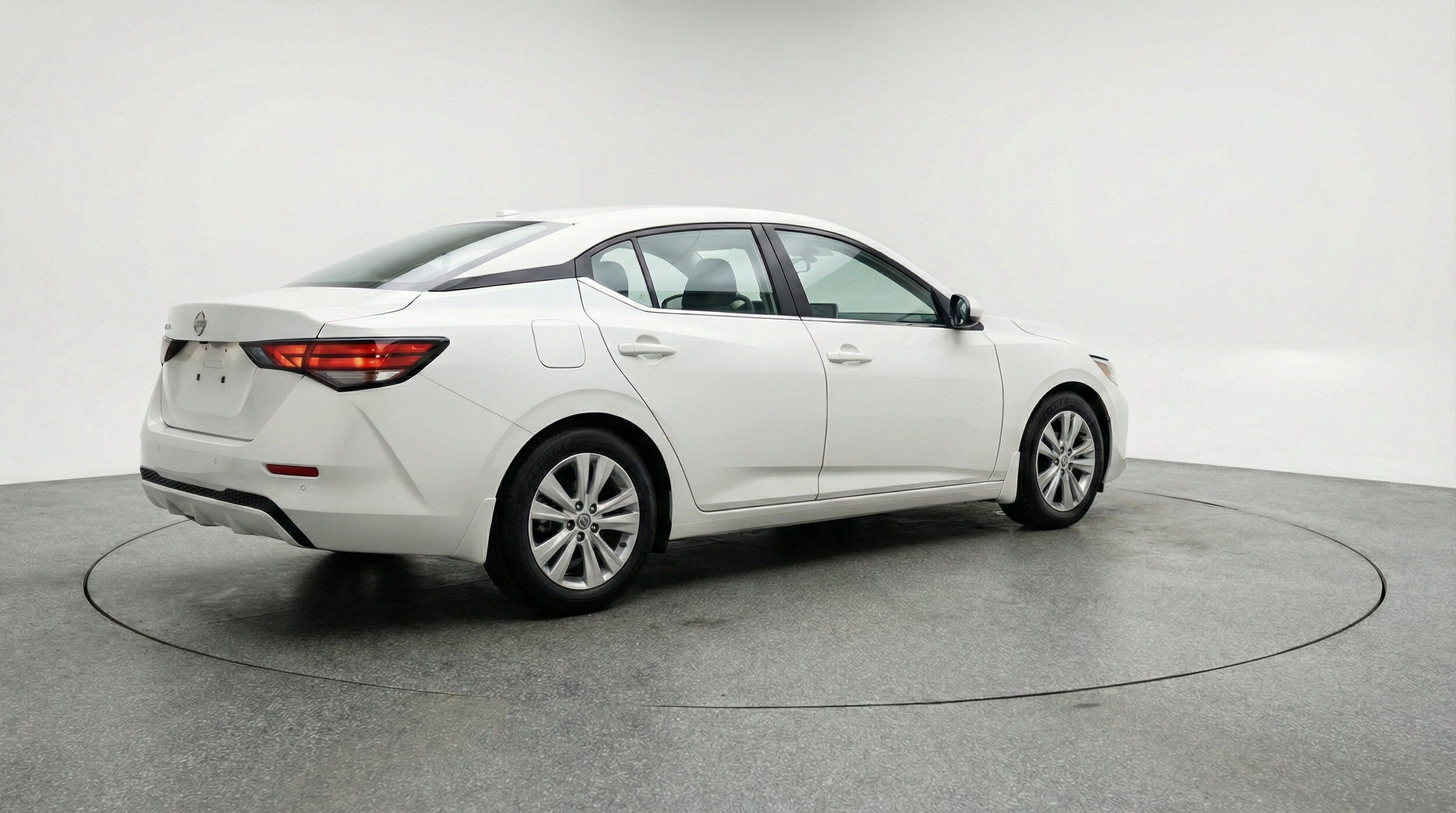 Thumbnail: 2025 Nissan Sentra - 9