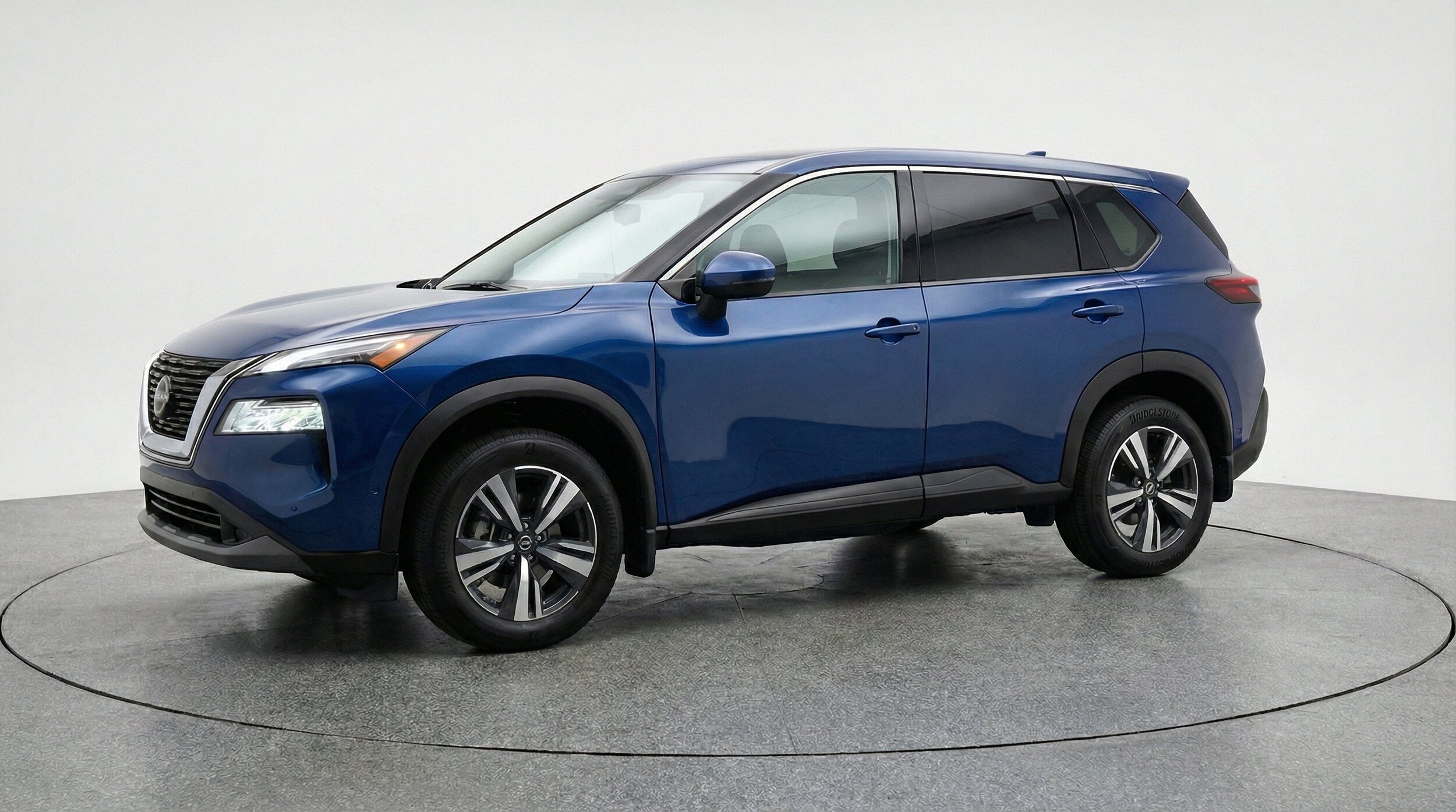 Thumbnail: 2026 Nissan Rogue - 3