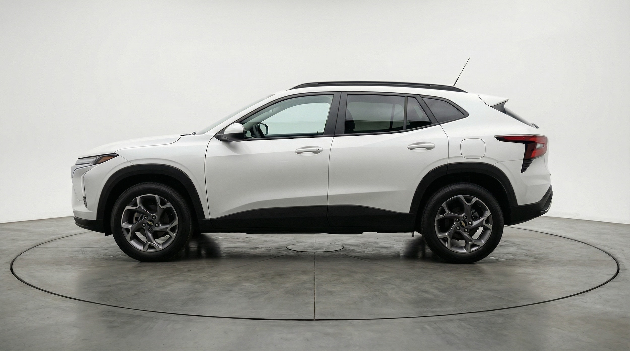 Thumbnail: 2025 Chevrolet Trax - 4