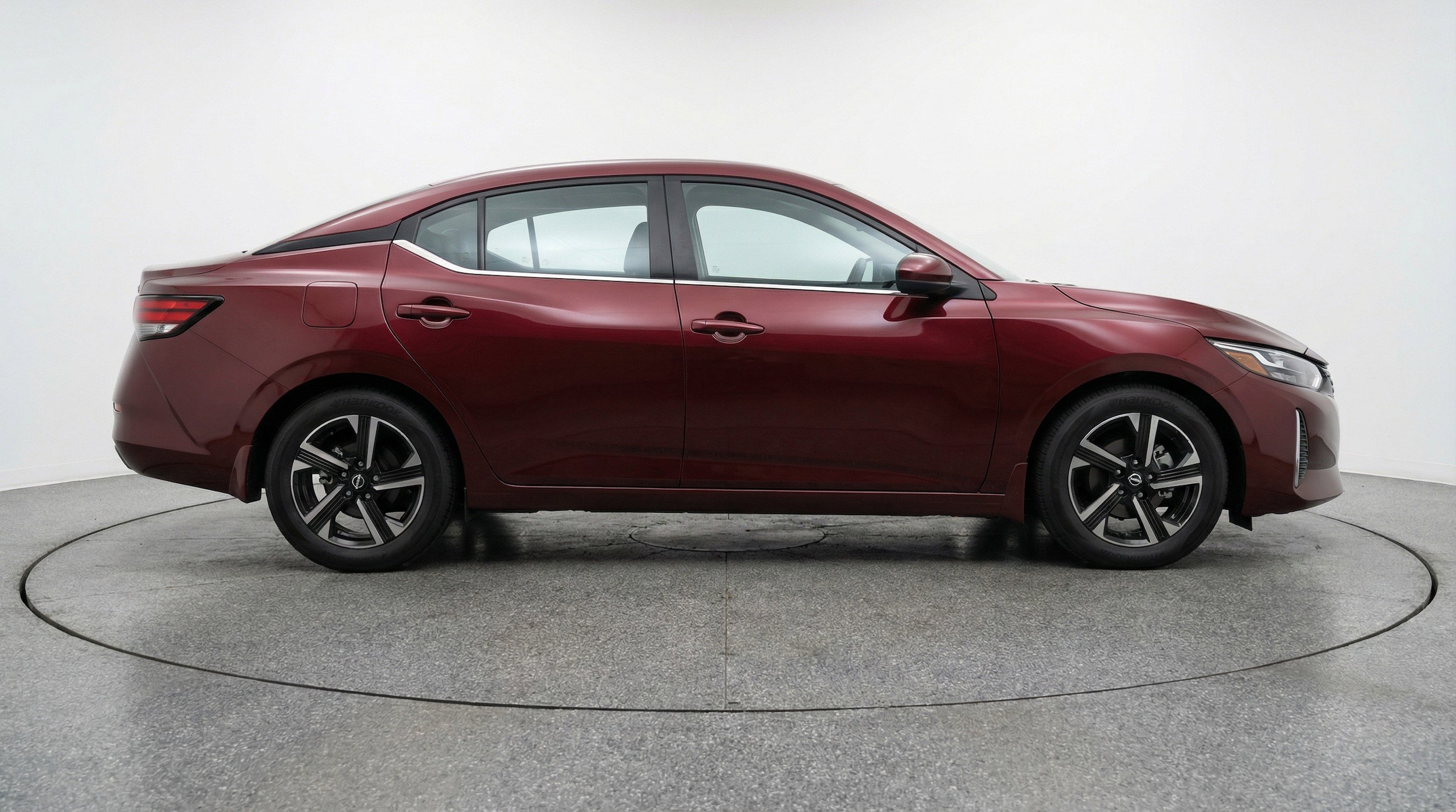 Thumbnail: 2025 Nissan Sentra - 11