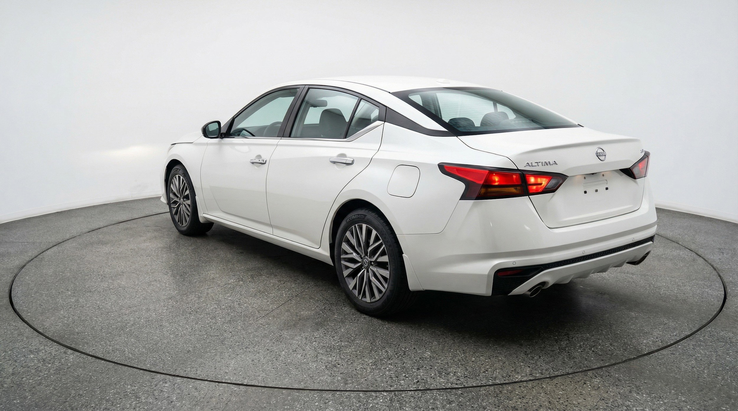 Thumbnail: 2025 Nissan Altima - 6