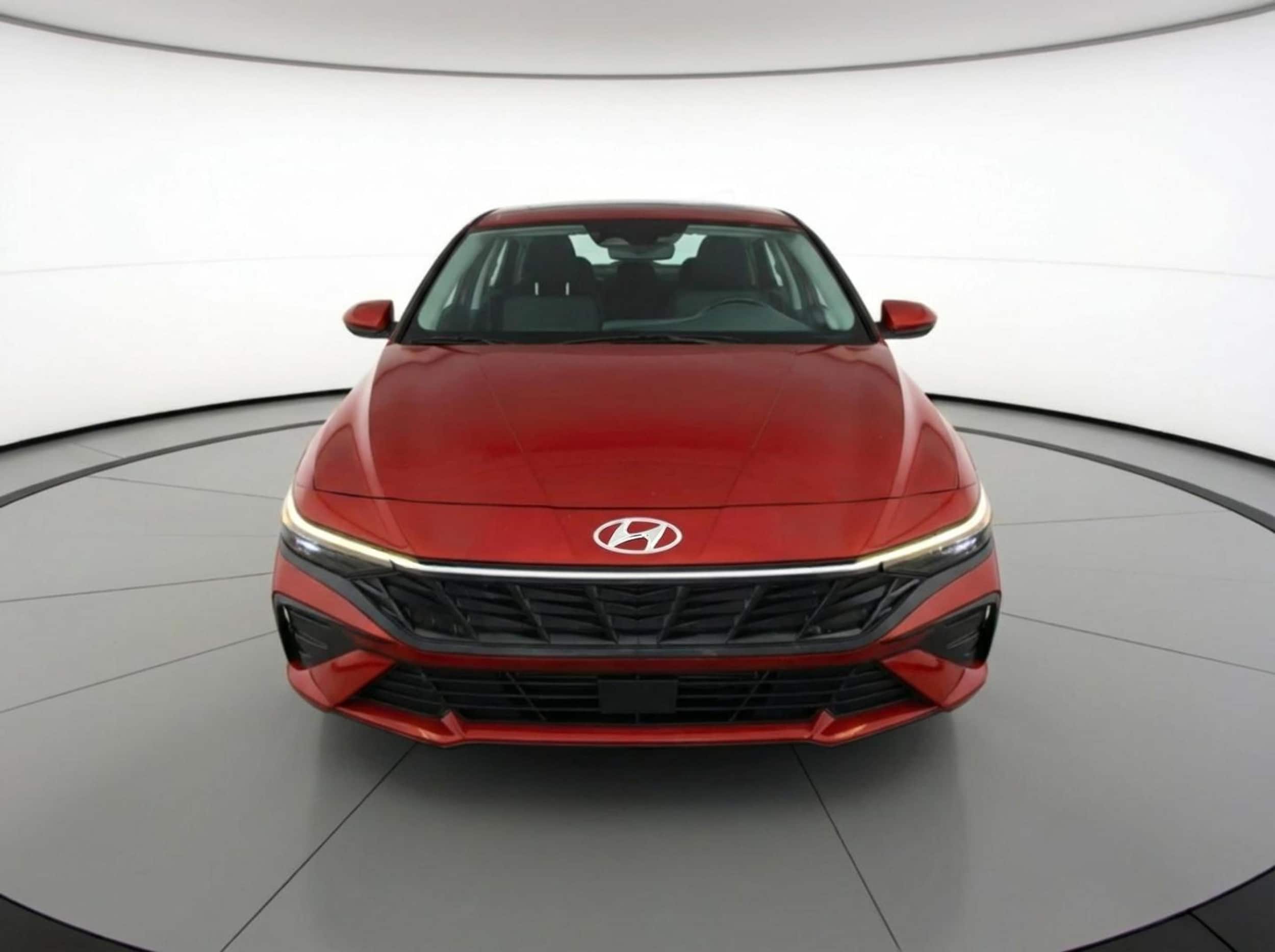 Thumbnail: 2025 Hyundai Elantra - 2