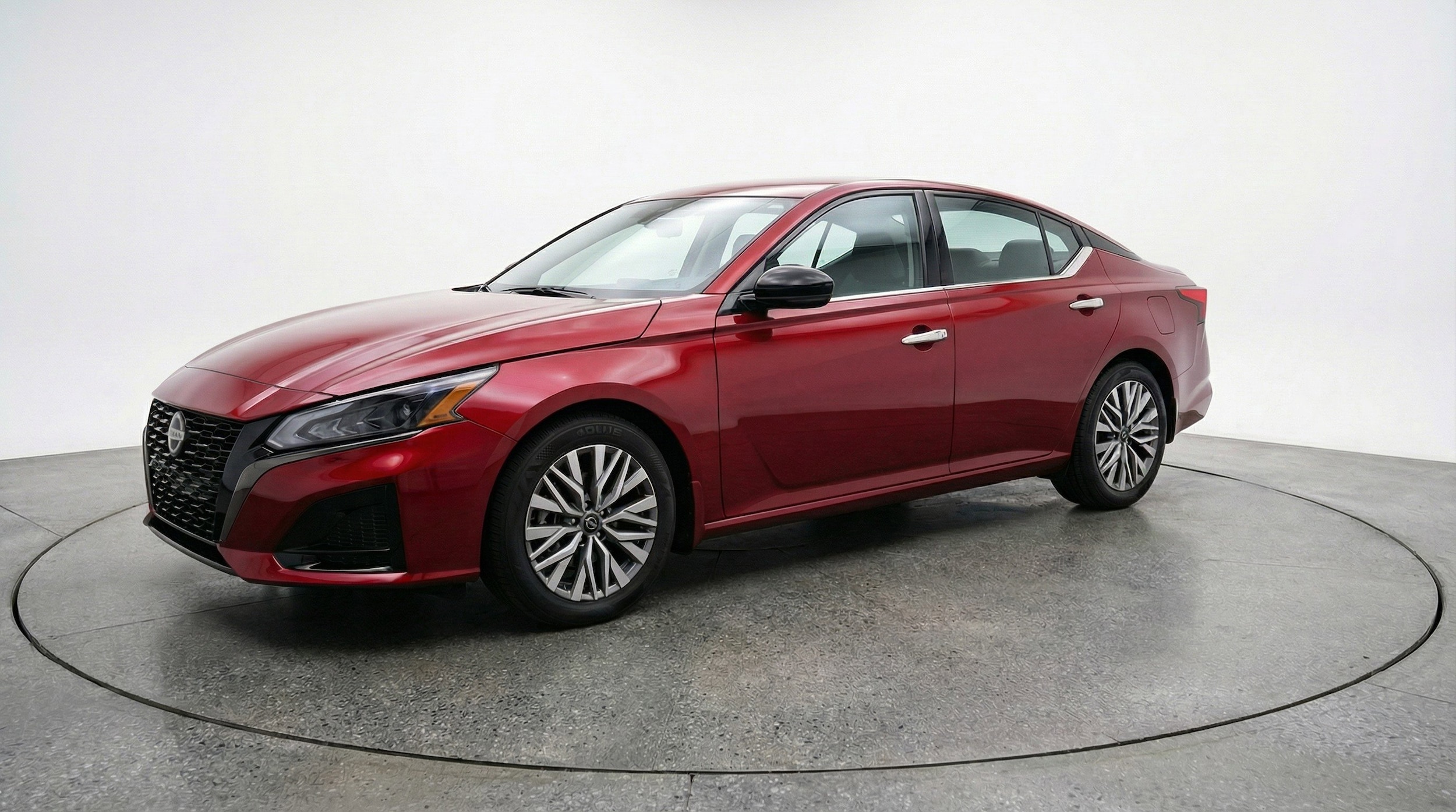 Thumbnail: 2025 Nissan Altima - 3