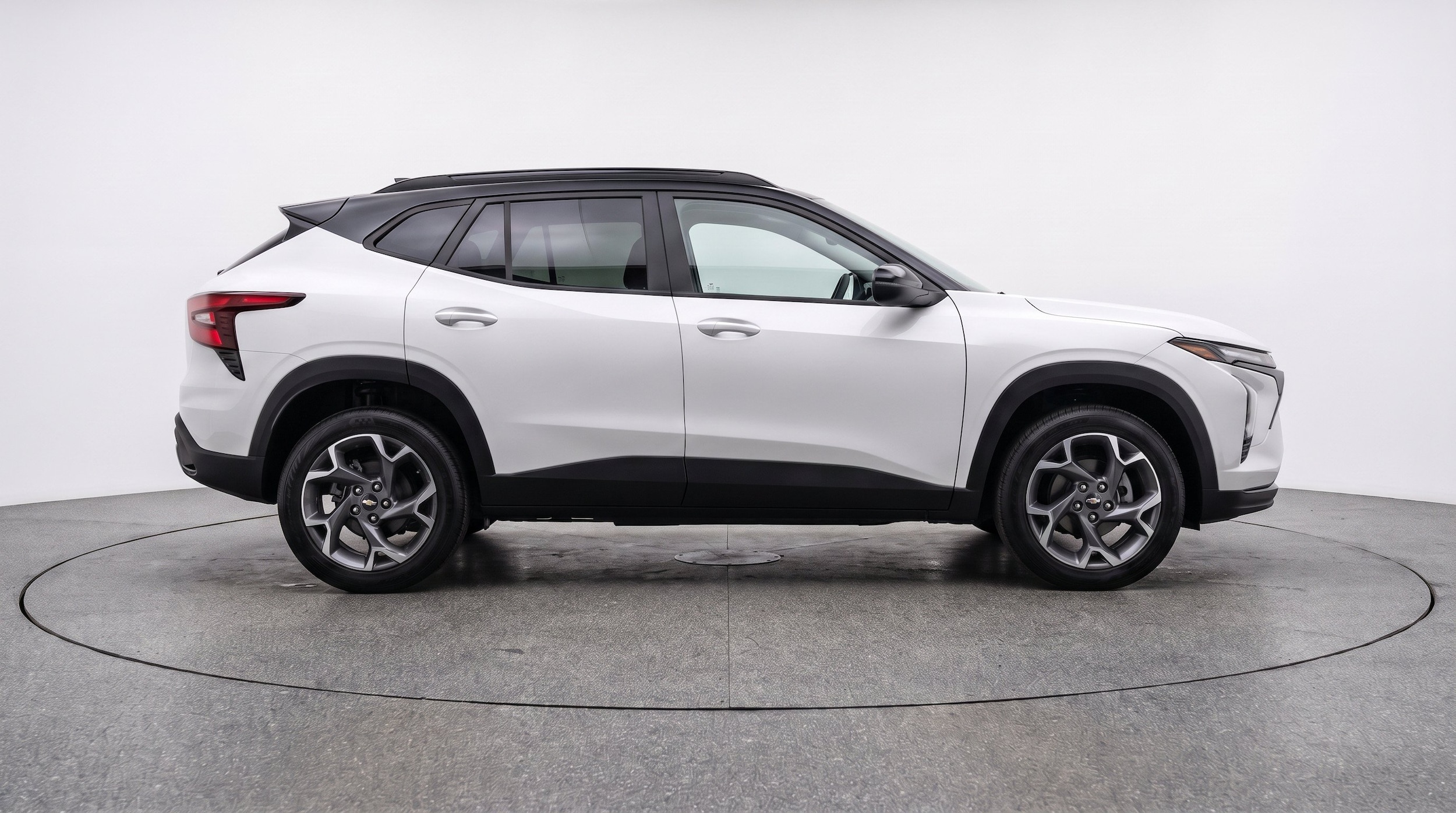 Thumbnail: 2025 Chevrolet Trax - 10