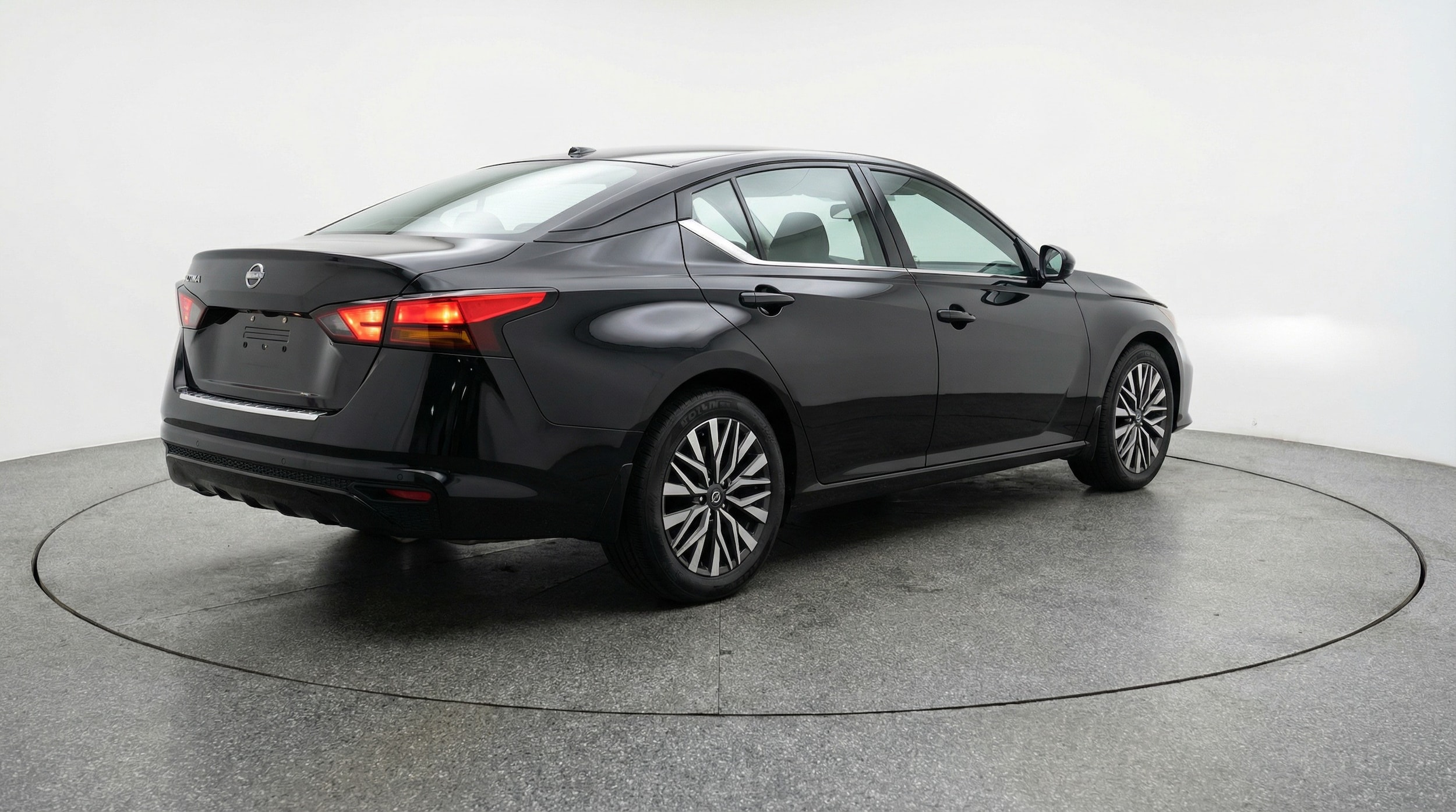 Thumbnail: 2025 Nissan Altima - 7